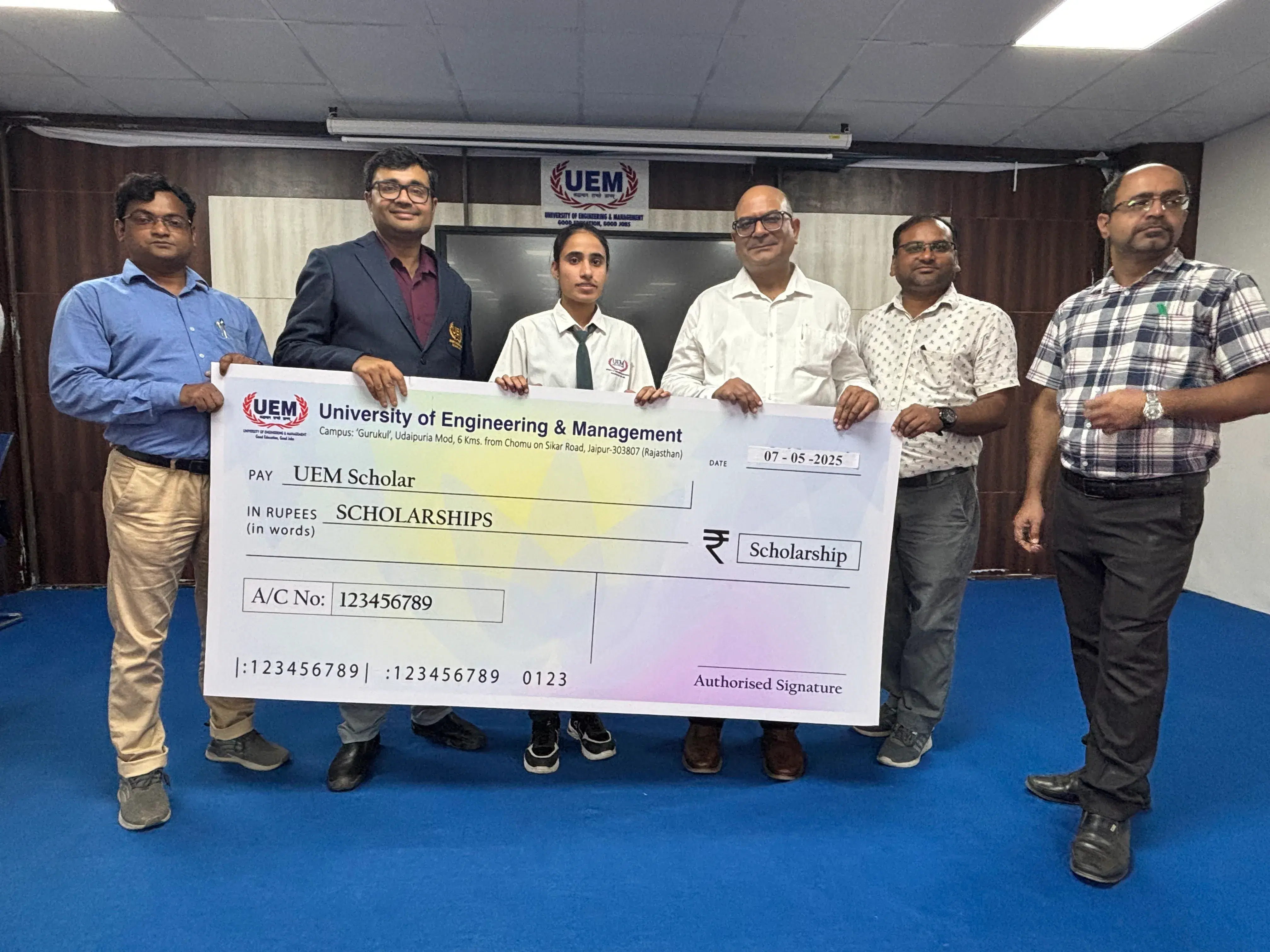 UEM Jaipur Schloarships photo 16