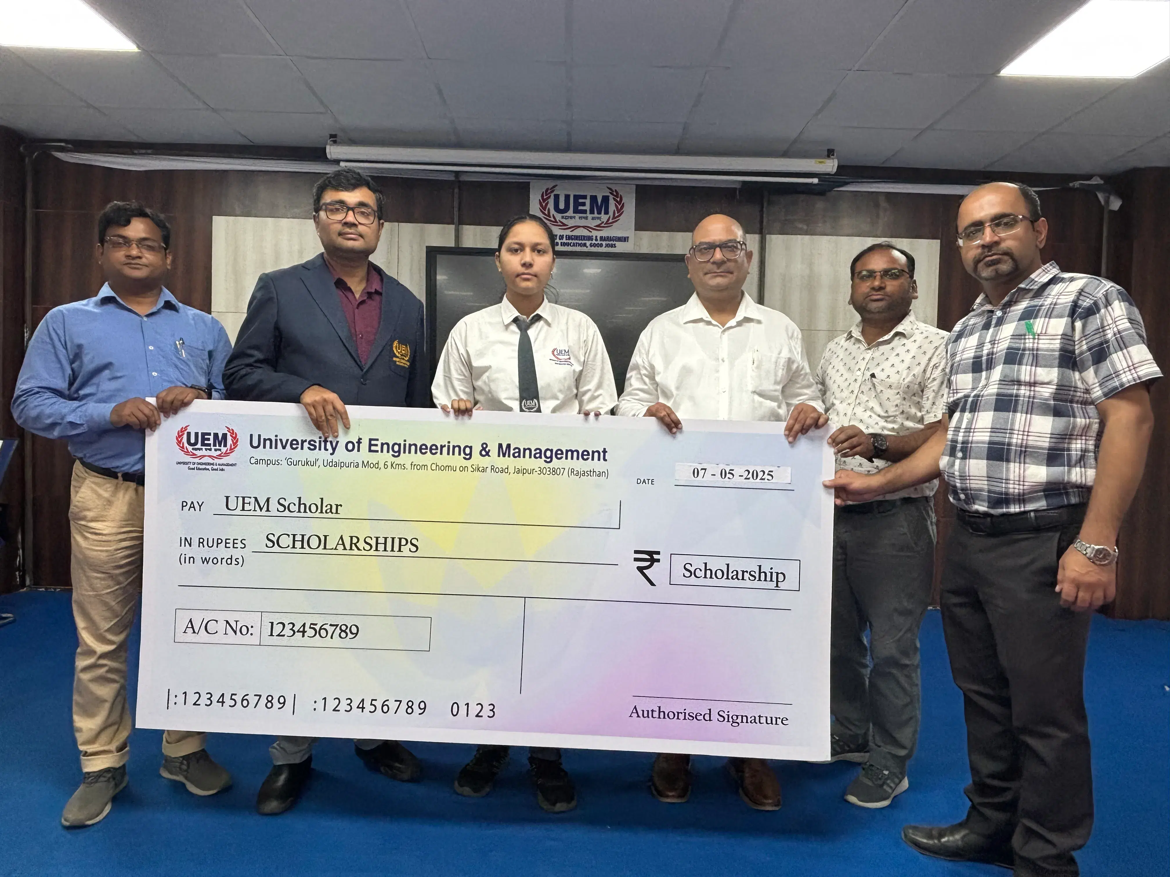 UEM Jaipur Schloarships photo 33