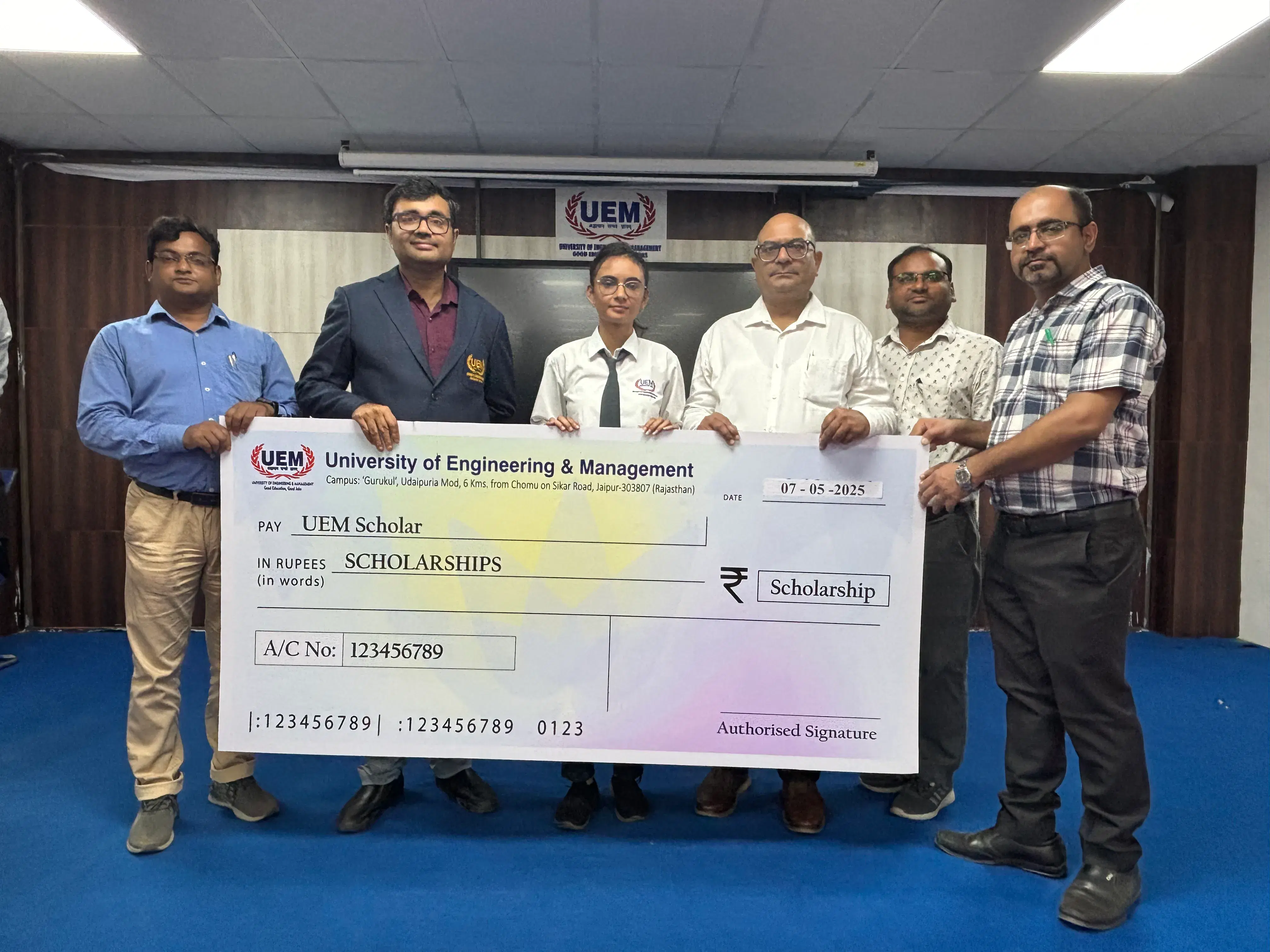 UEM Jaipur Schloarships photo 32