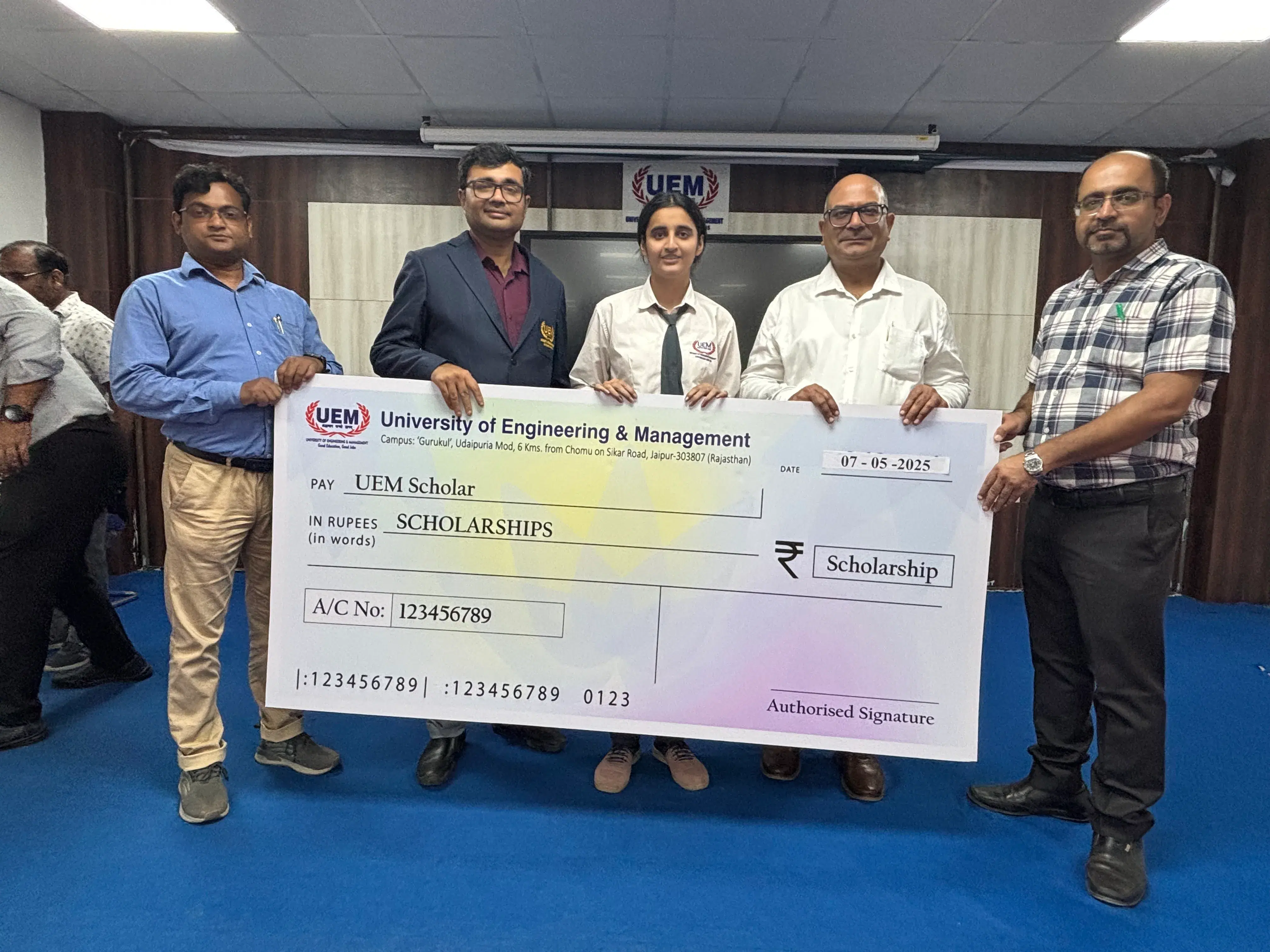 UEM Jaipur Schloarships photo 23
