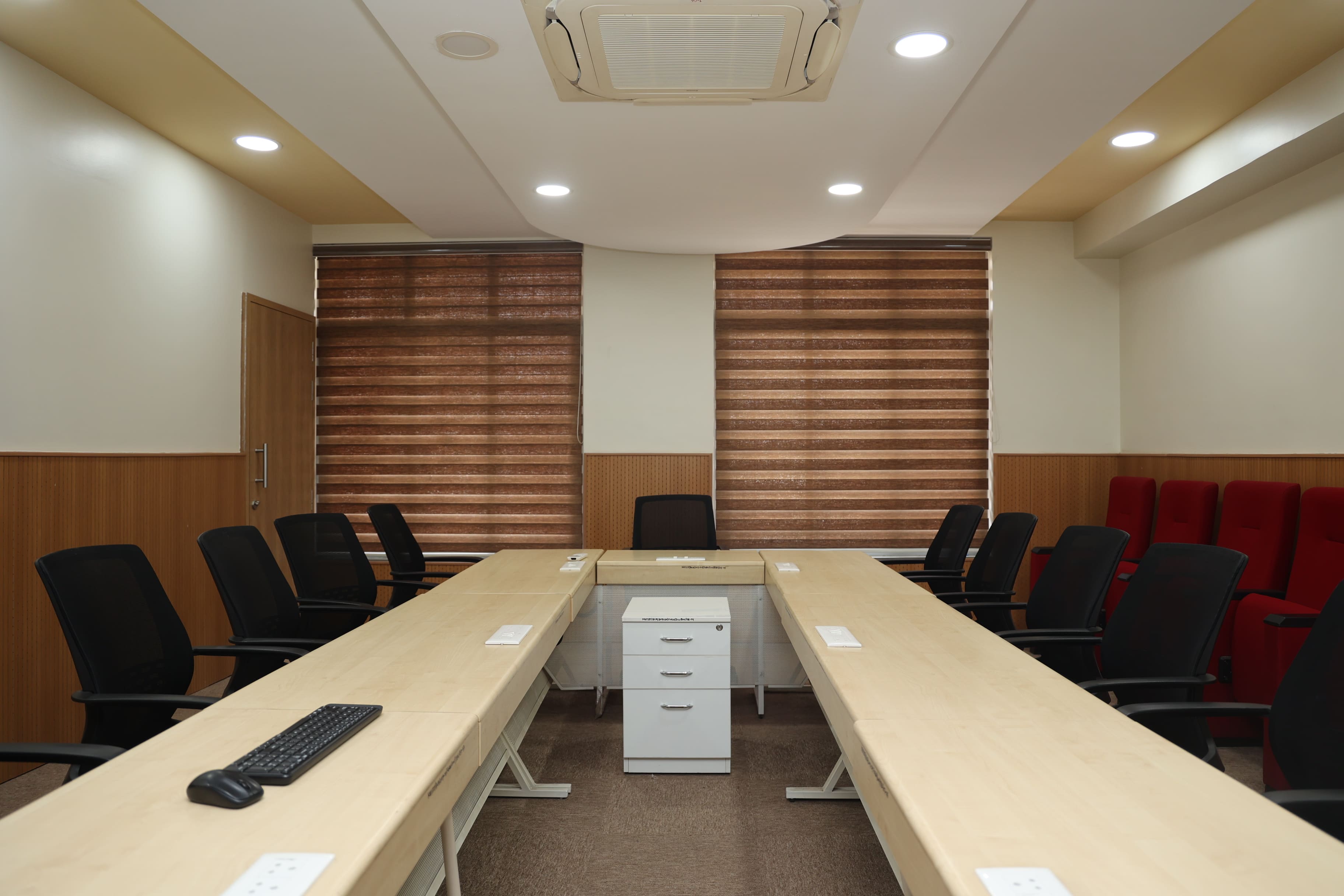 MKSSS's K.B. Joshi Institute Of Information Technology Pune Classroom photo 9