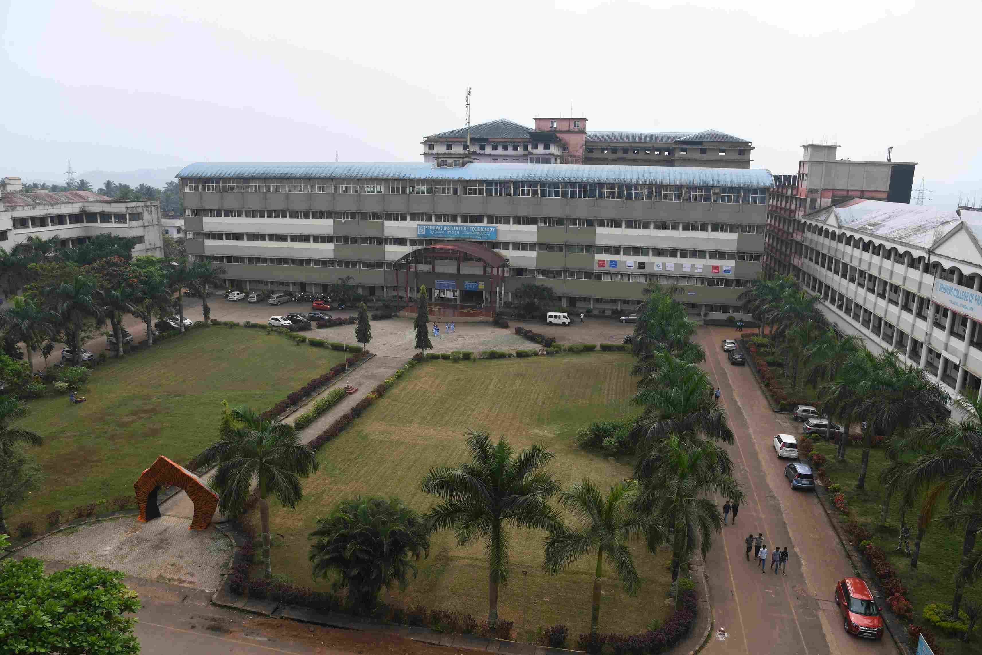 Srinivas Institute of Technology Campus photo 7