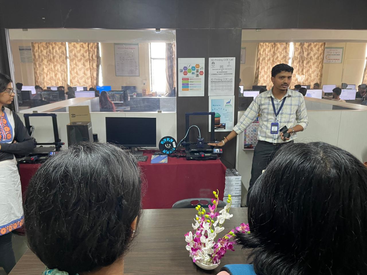 MMCOE Pune Technical Events photo 33