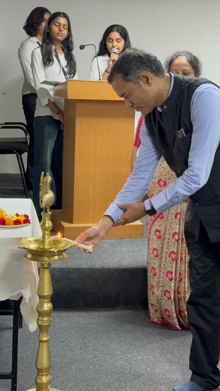 MMCOE Pune Technical Events photo 48
