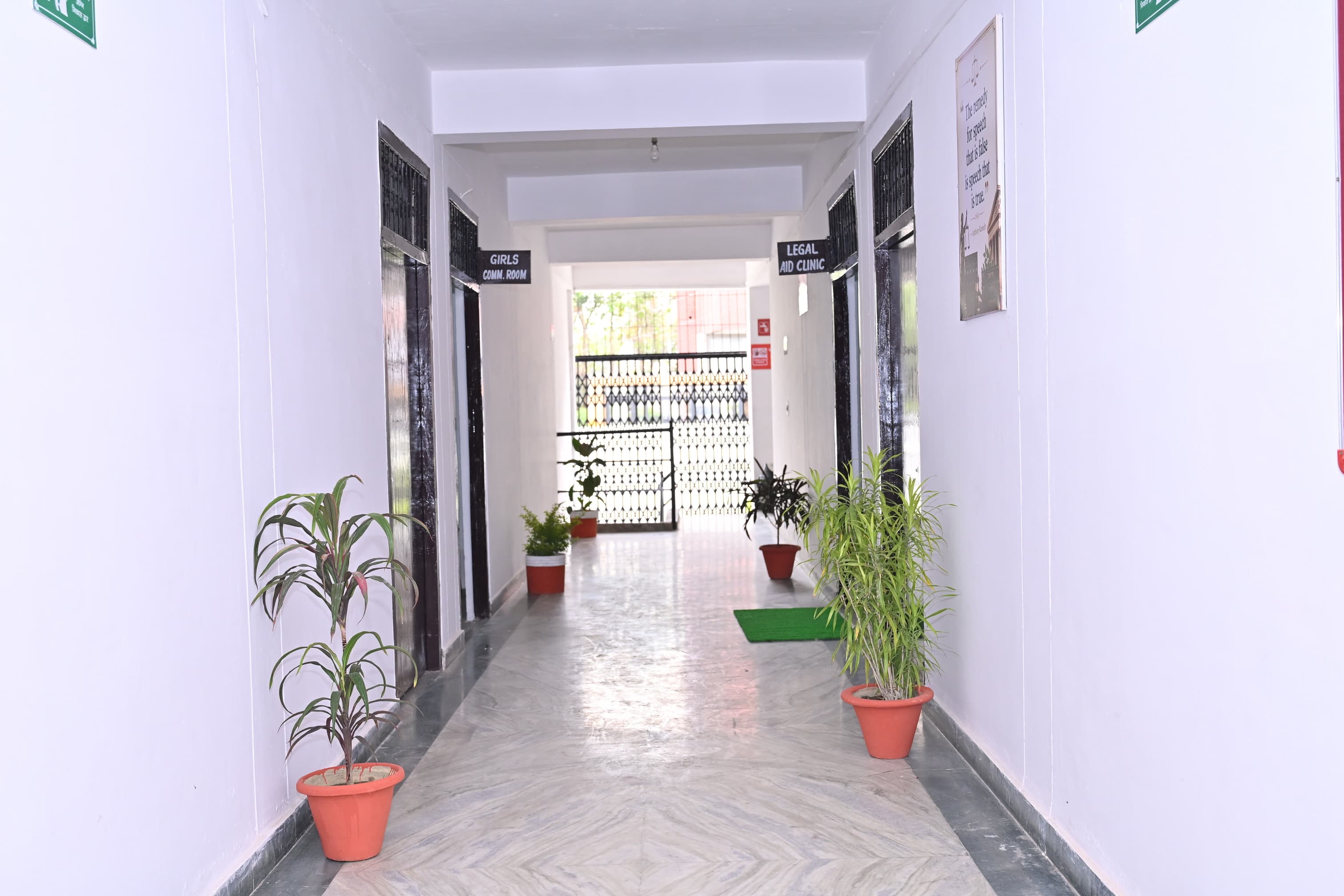 Charak and Suruchi Group Of Institutions Lucknow Campus photo 1