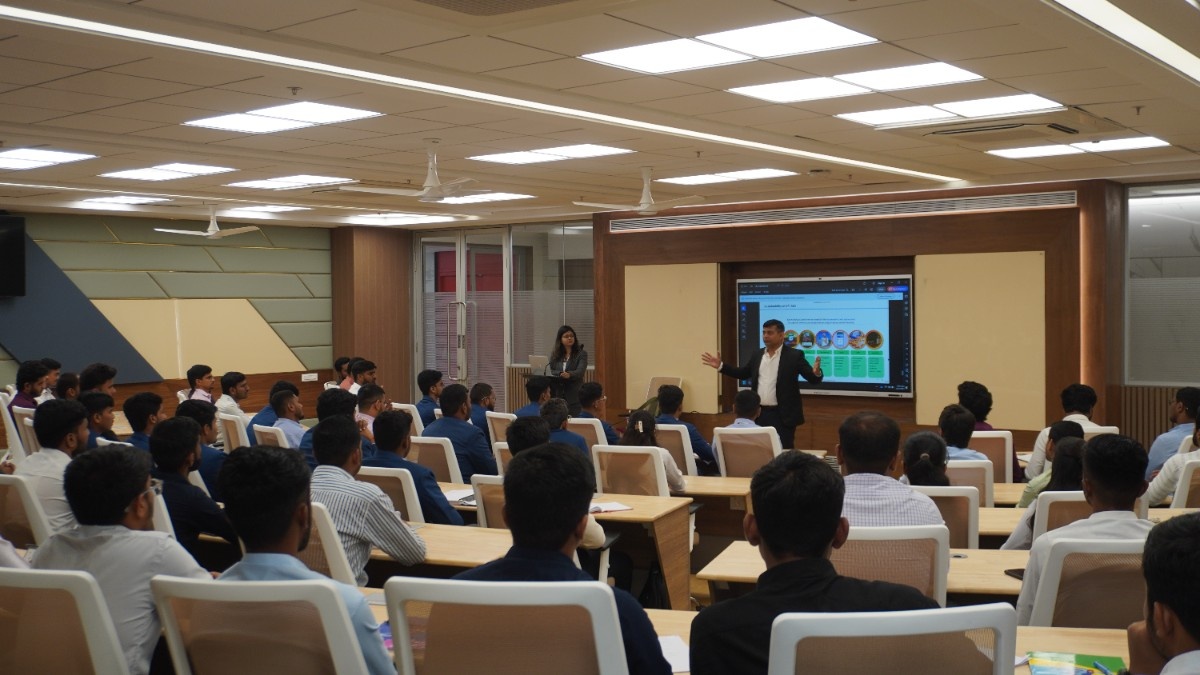 Dnyaan Prasad Global University - Dr. D.Y. Patil Unitech Society Classroom photo 10