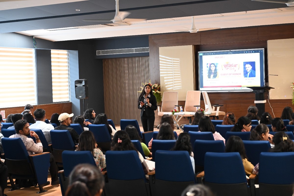 Dnyaan Prasad Global University - Dr. D.Y. Patil Unitech Society Classroom photo 1