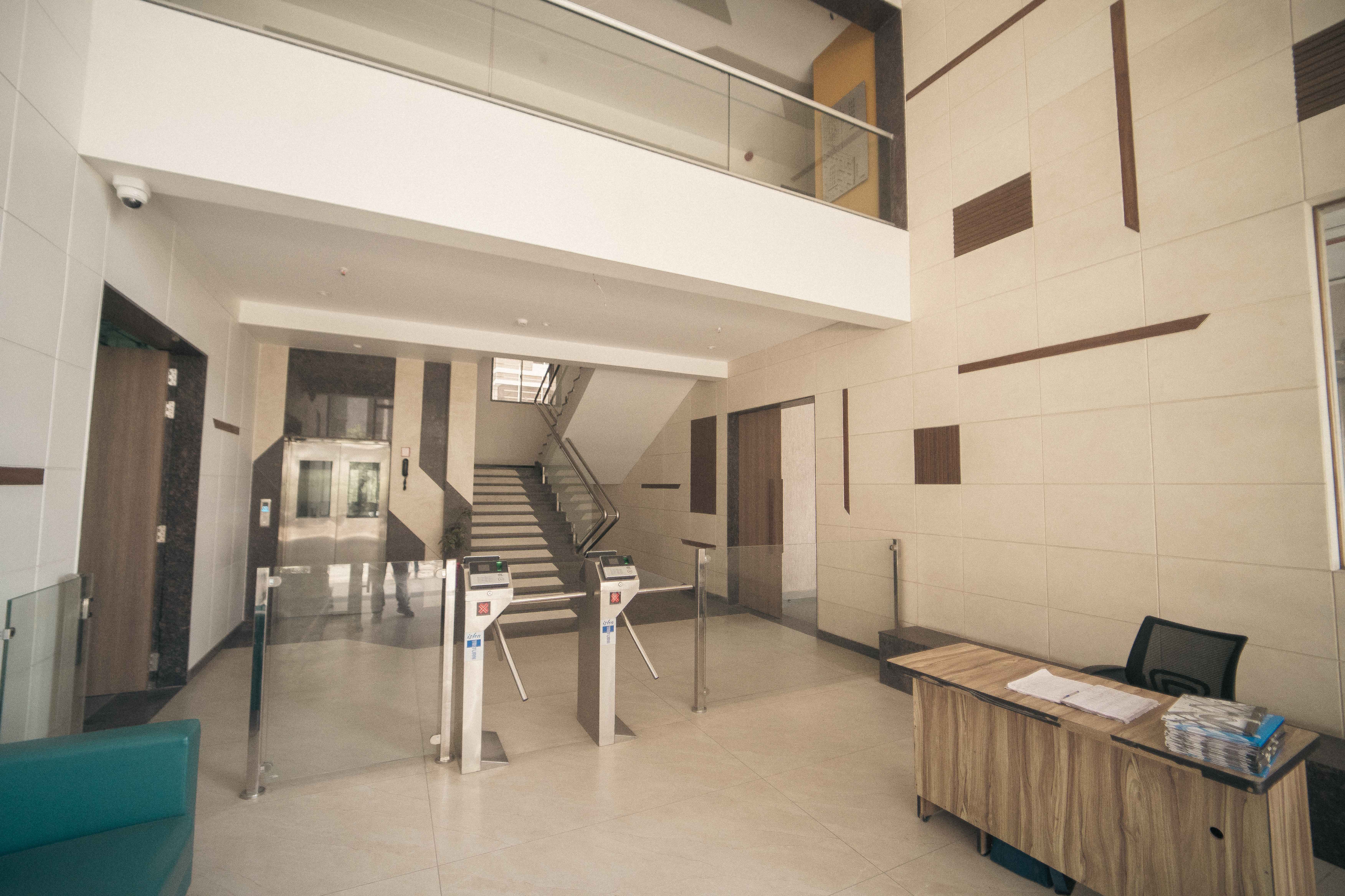 Dnyaan Prasad Global University - Dr. D.Y. Patil Unitech Society Classroom photo 11