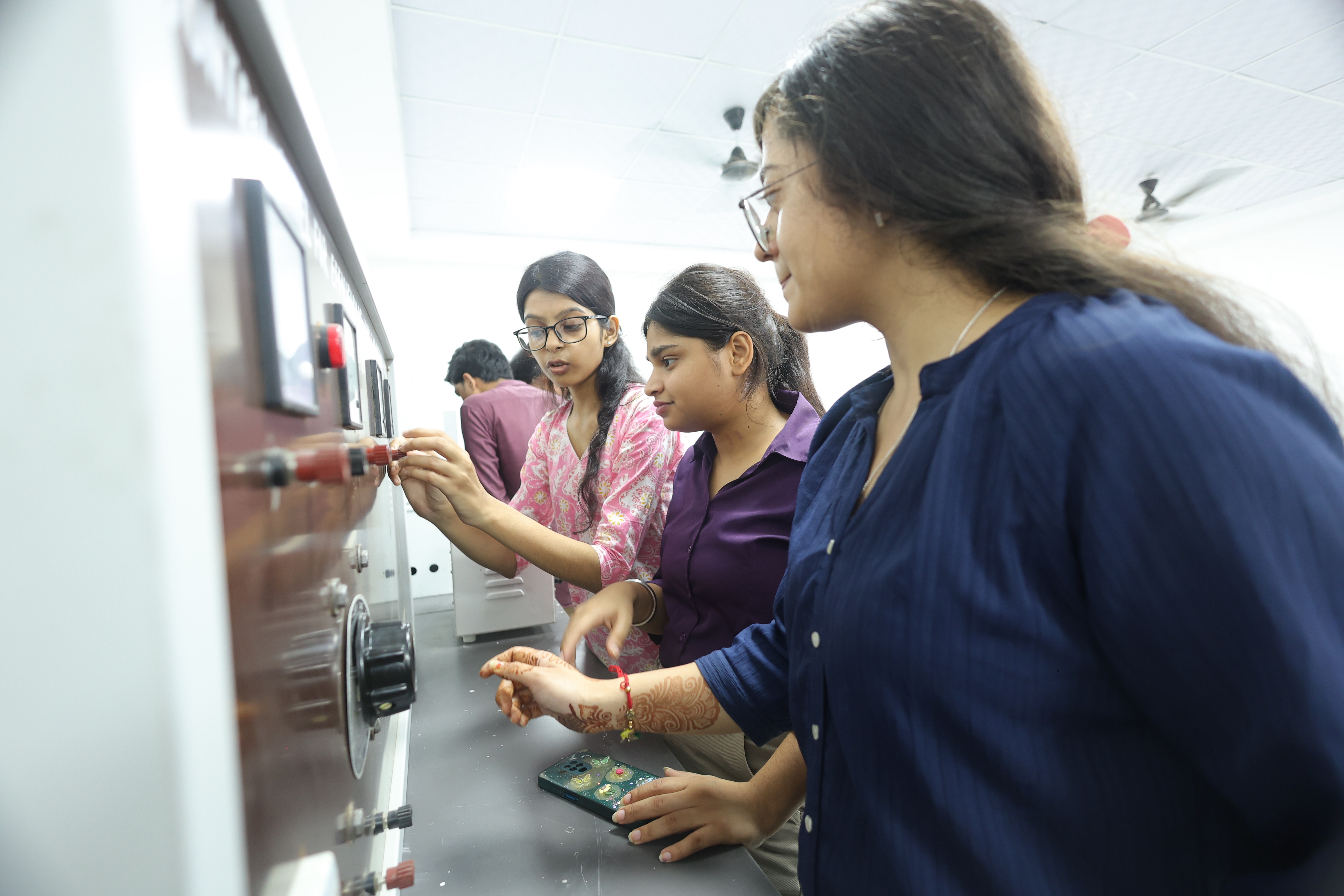 Vikram Sarabhai Institute of Engineering & Technology (VSIET) Labs photo 12