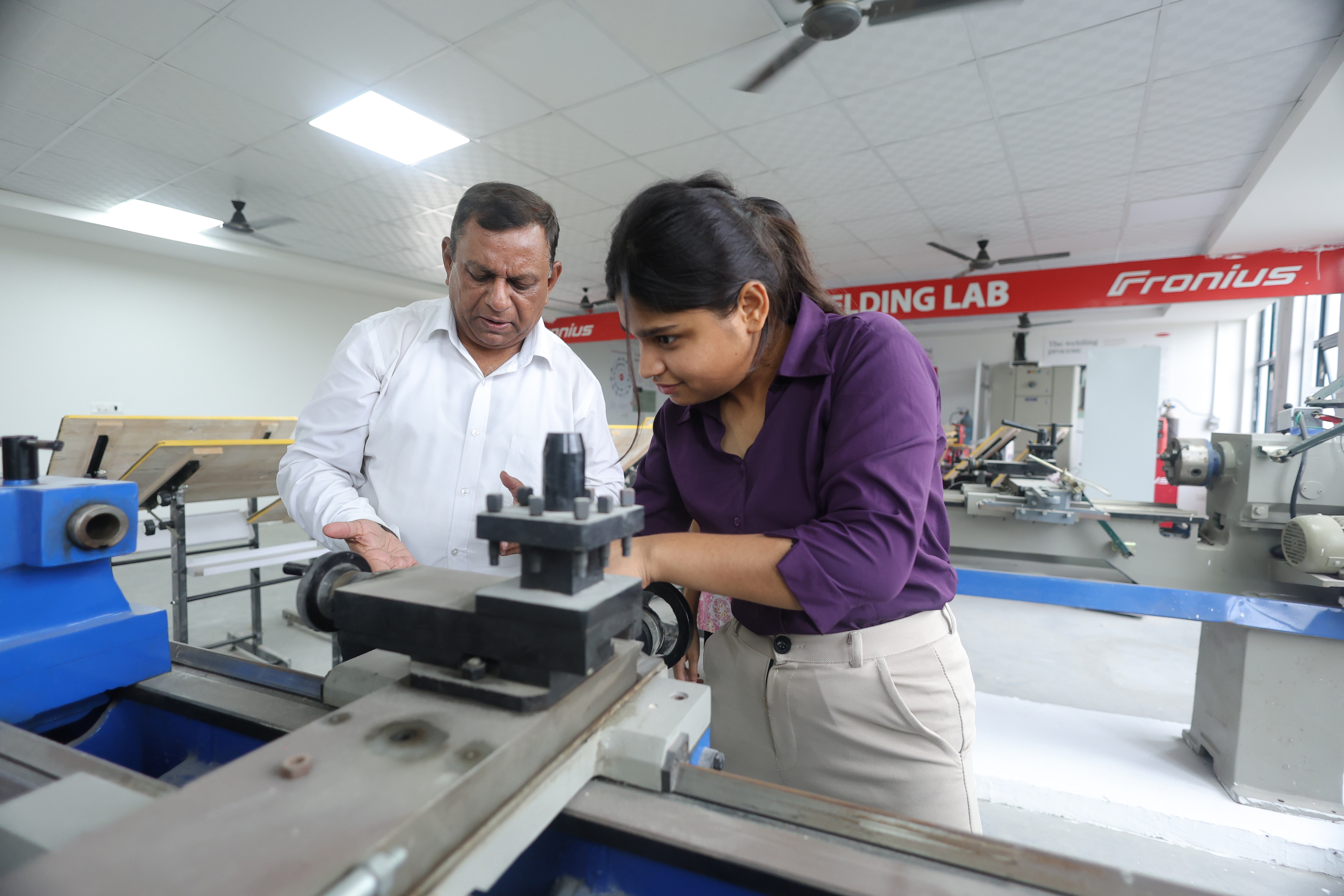 Vikram Sarabhai Institute of Engineering & Technology (VSIET) Labs photo 18