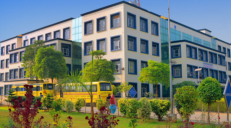 Guru Kashi University Bathinda Academic Building photo 13
