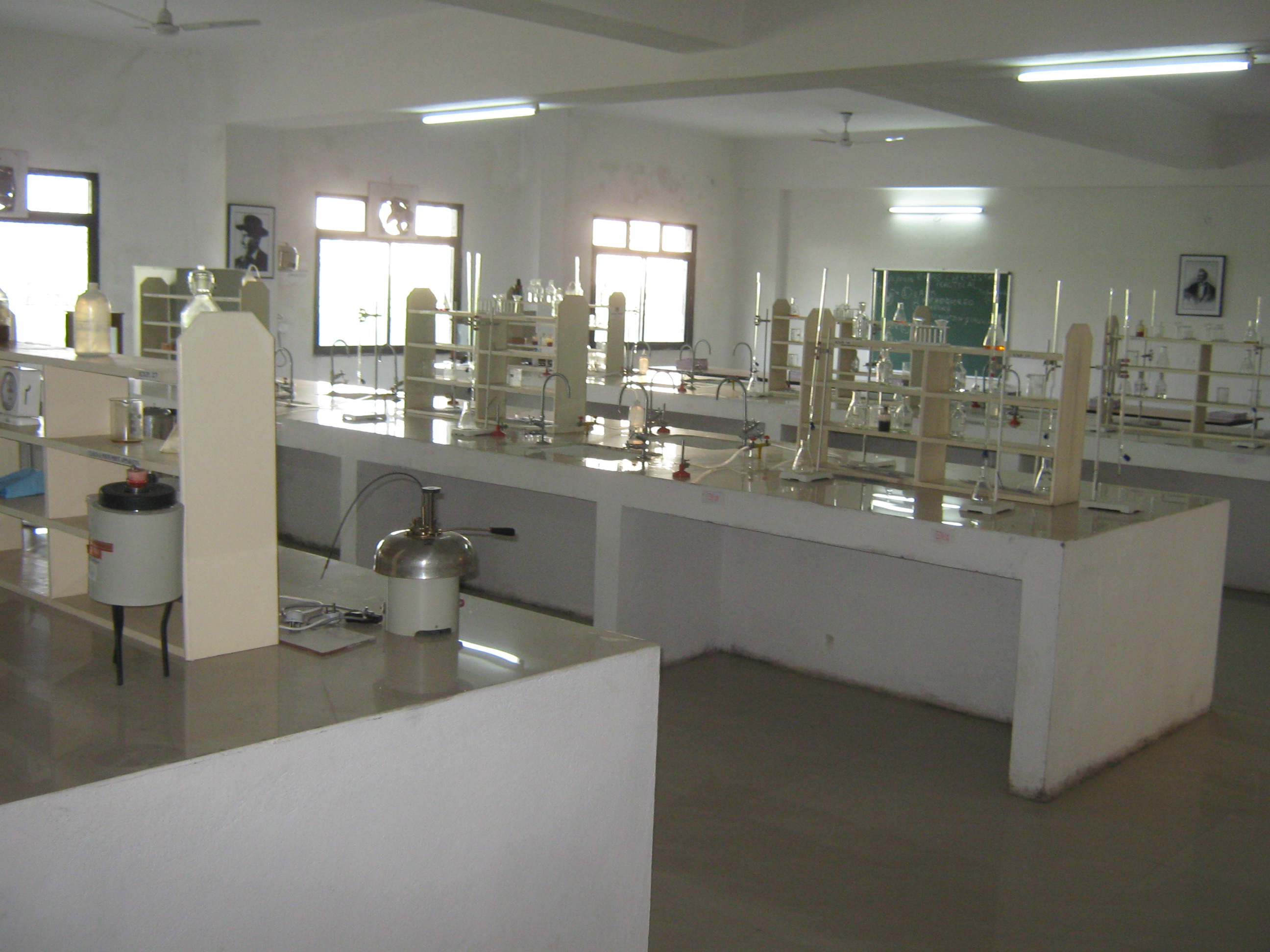Sri Aurobindo Institute of Technology Indore Labs photo 15