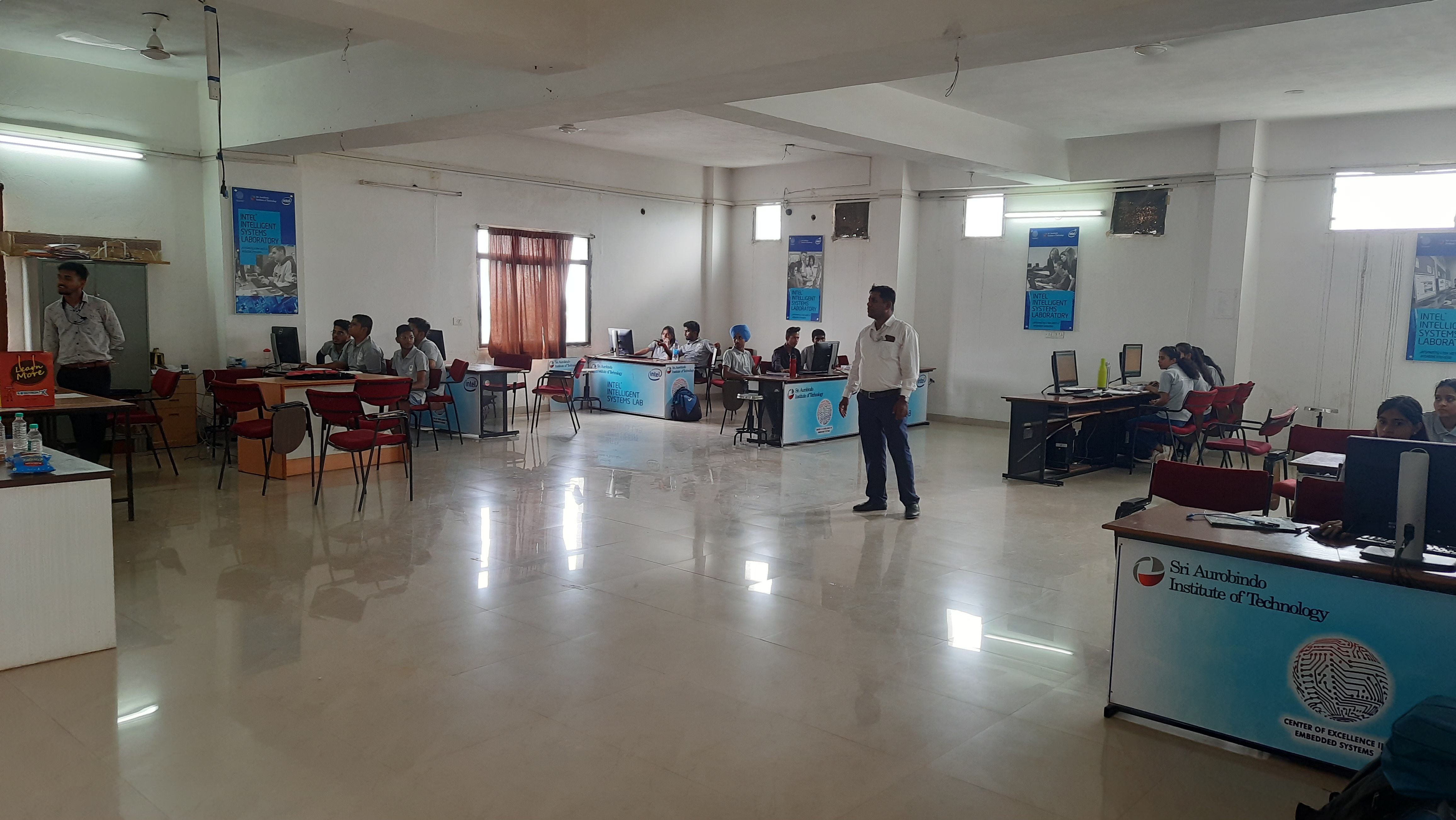 Sri Aurobindo Institute of Technology Indore Labs photo 34