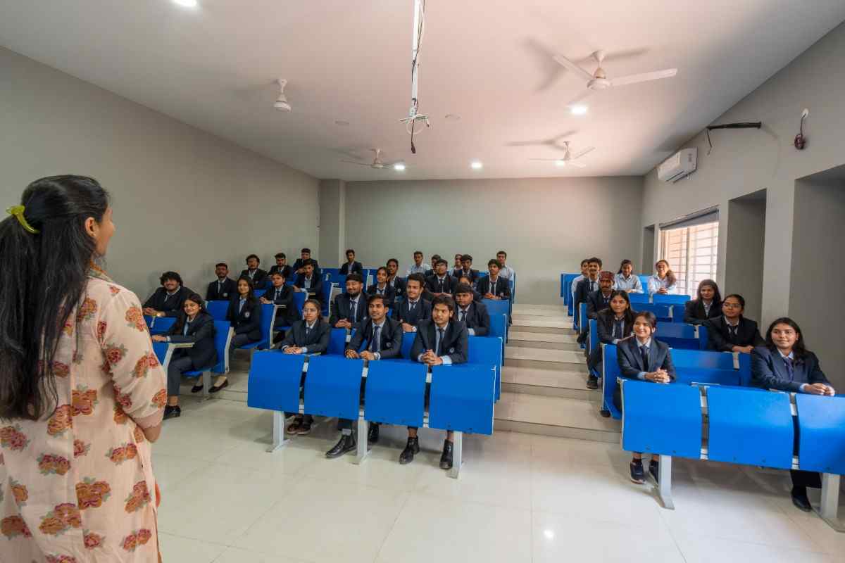 Acropolis Institute of Management Studies & Research Indore Academic Building photo 13