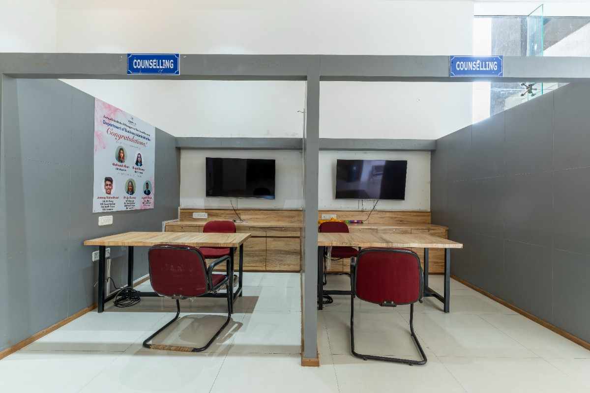 Acropolis Institute of Management Studies & Research Indore Academic Building photo 3
