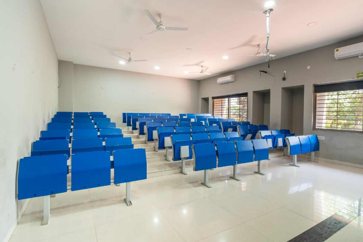 Acropolis Institute of Management Studies & Research Indore Academic Building photo 10