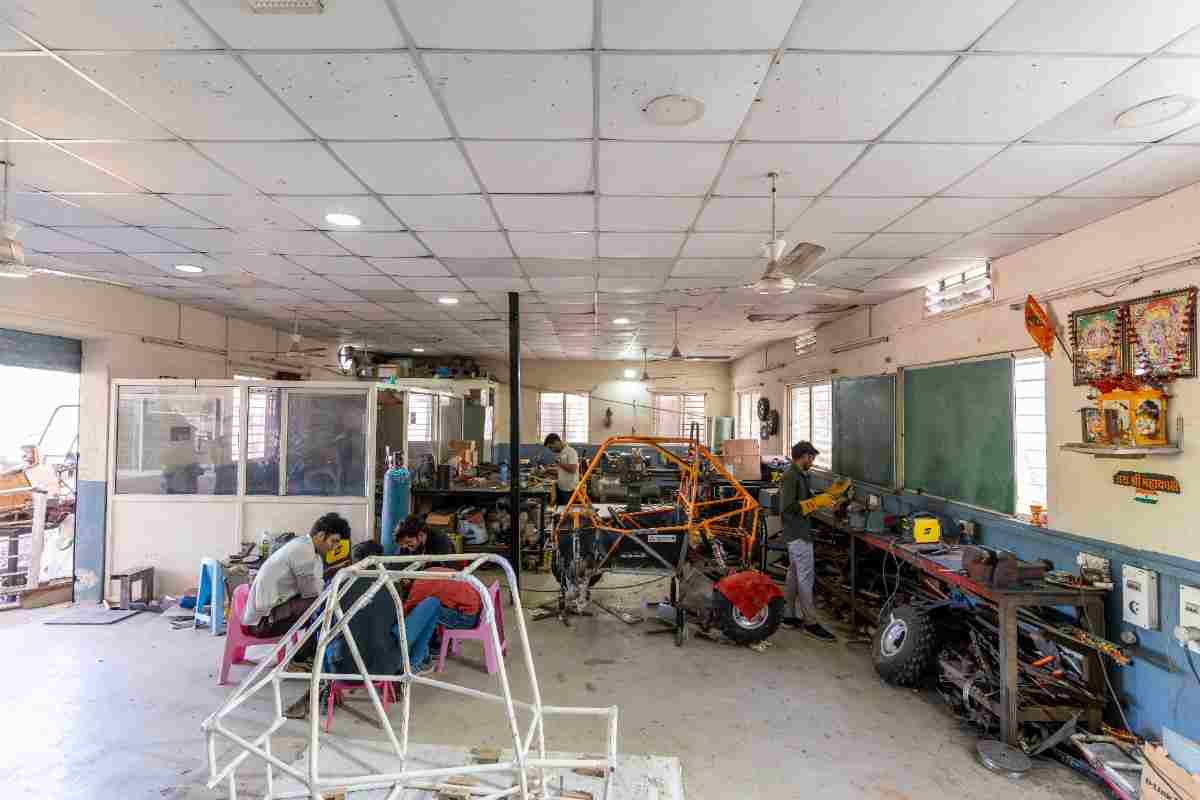 Acropolis Institute of Technology & Research Indore Classroom photo 14