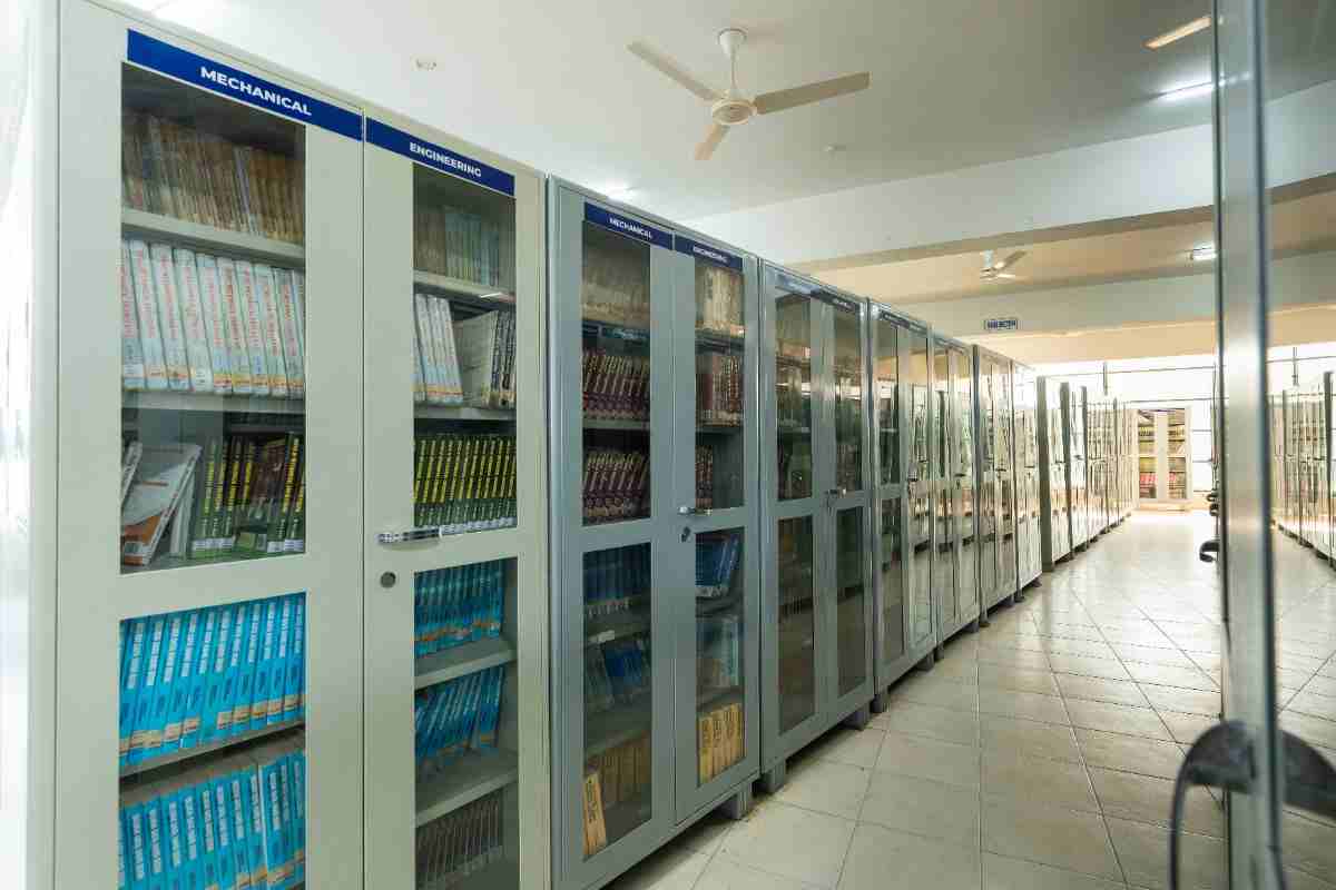 Acropolis Institute of Technology & Research Indore Classroom photo 36