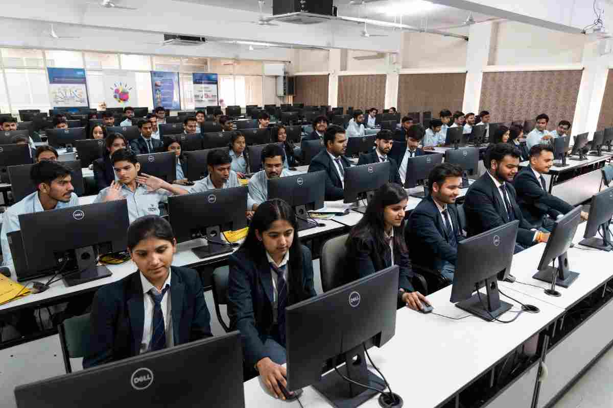 Acropolis Institute of Management Studies & Research Indore Classroom photo 8