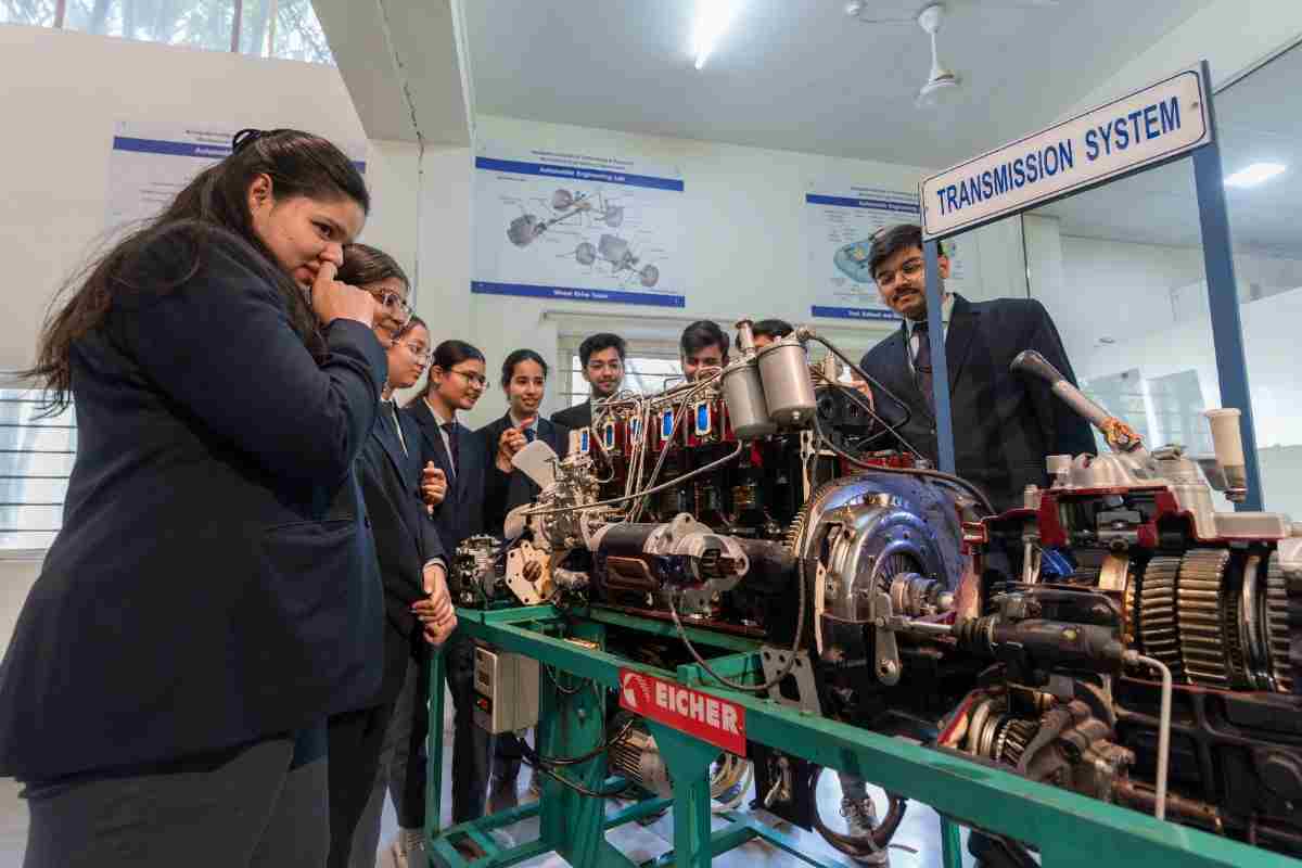 Acropolis Institute of Management Studies & Research Indore Classroom photo 12