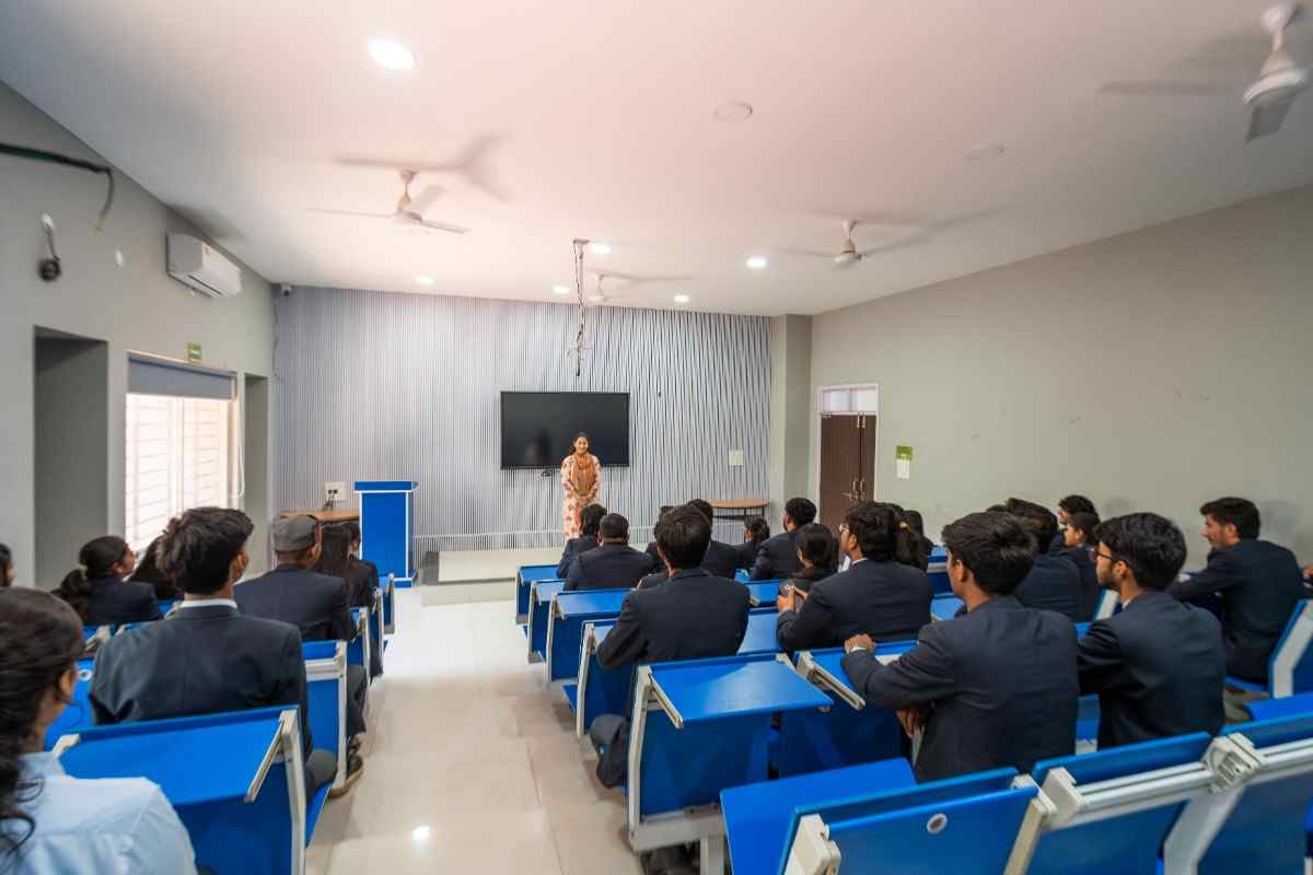 Acropolis Institute of Management Studies & Research Indore Classroom photo 69