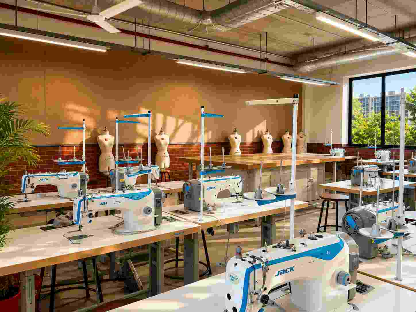 UDIT Gurgaon Academic Building photo 18