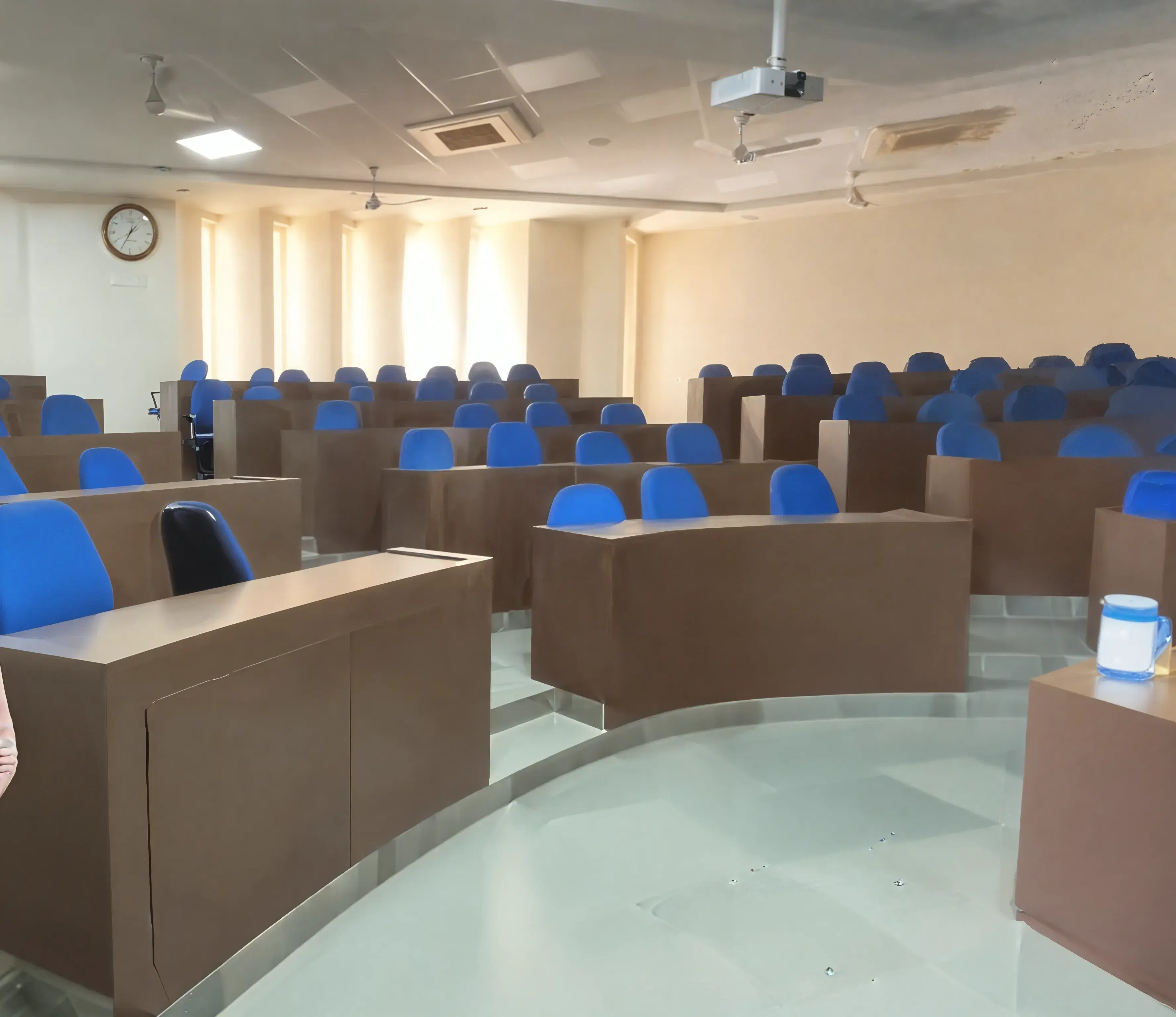 IMT Ghaziabad academic infrastrcuture photo 1