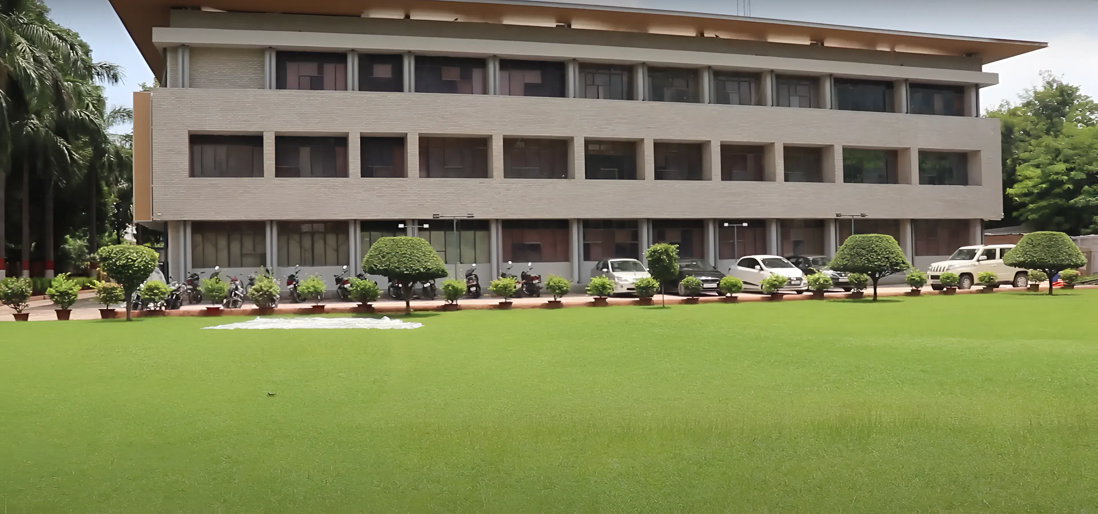 Jaipuria Institute of Management Lucknow Campus photo 4