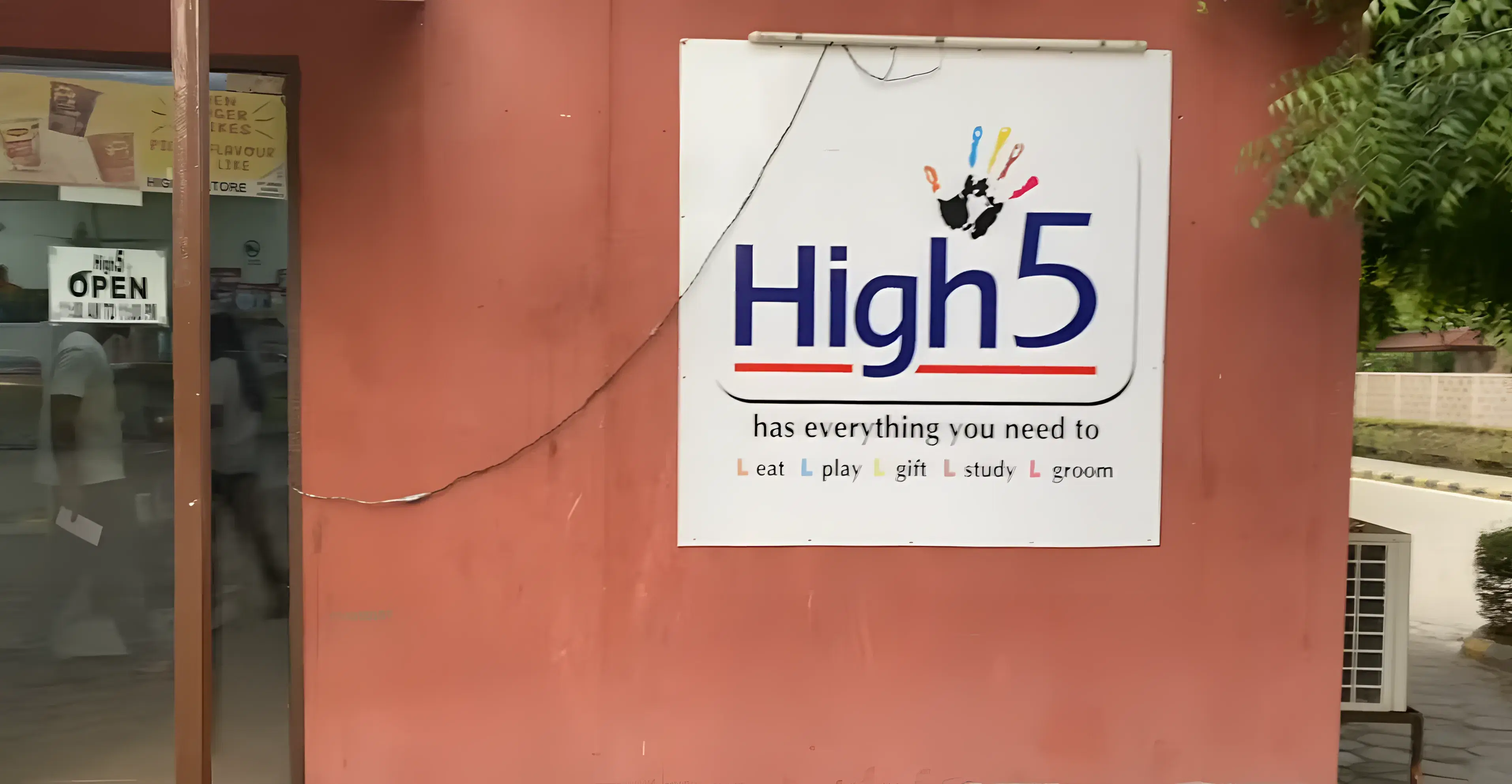 O.P. Jindal Global University, Jindal Global Business School Sonepat canteen photo 4