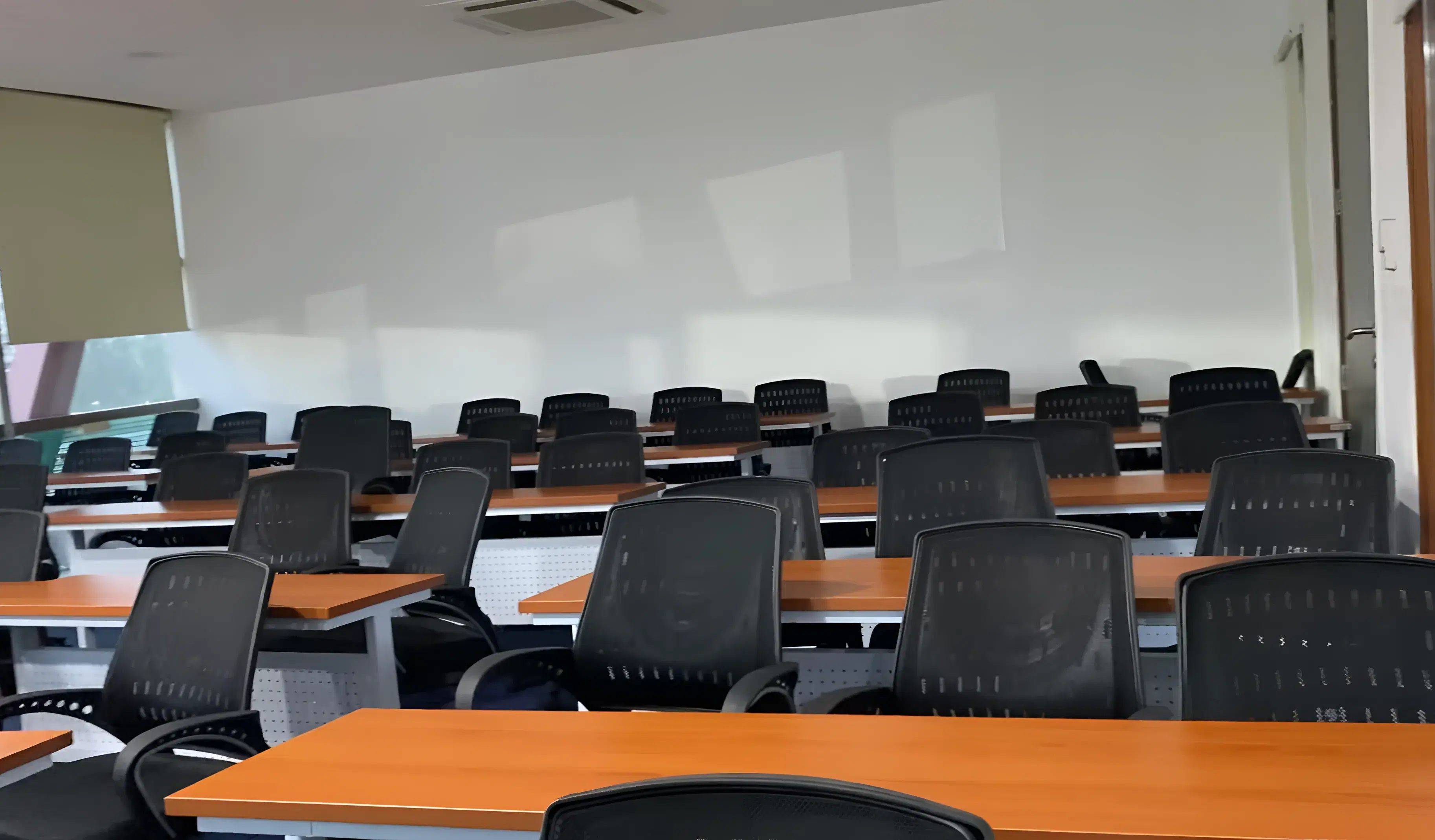 O.P. Jindal Global University, Jindal Global Business School Sonepat academic infrastructure photo 1