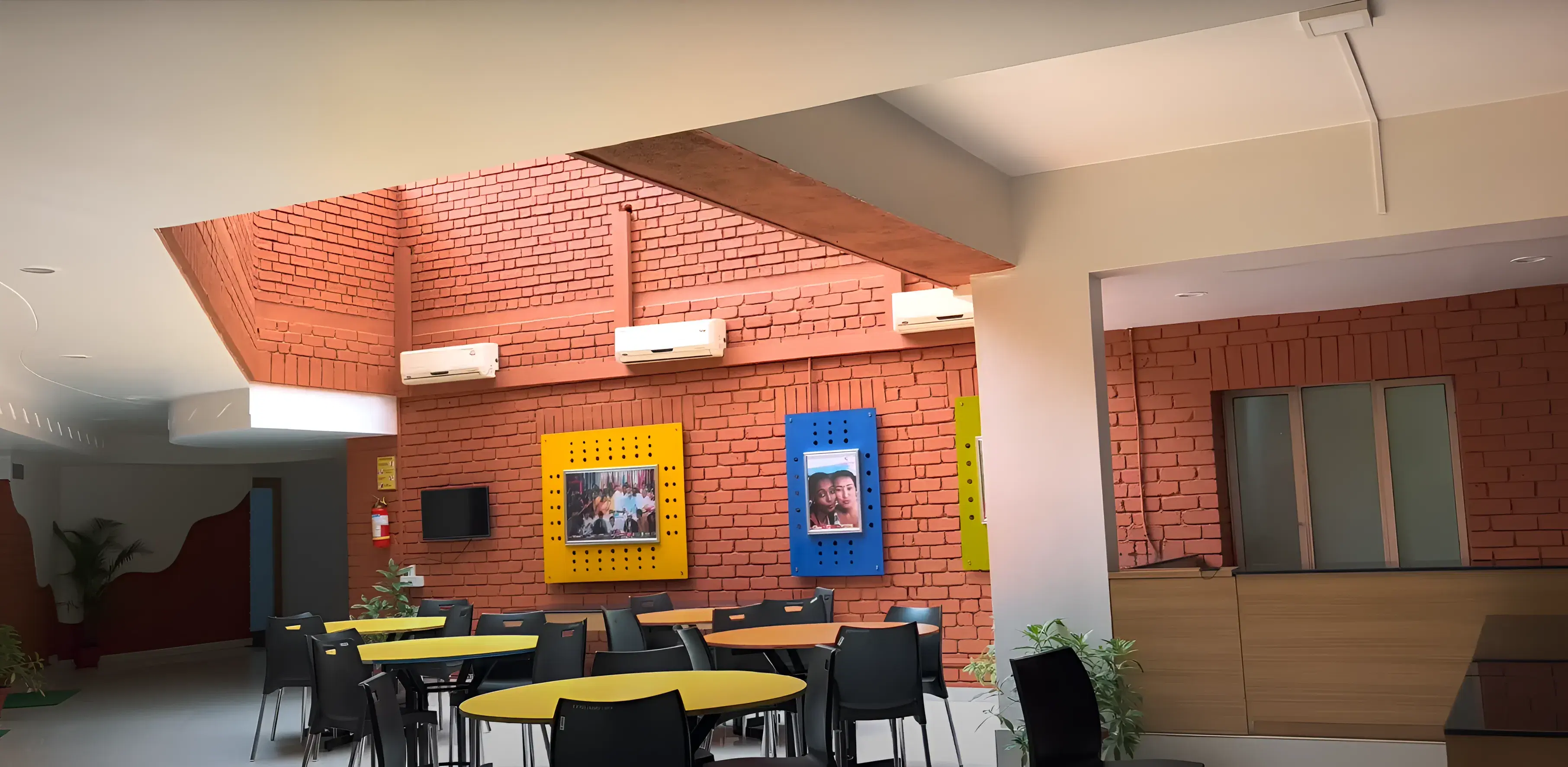 SIBM Pune Library photo 3