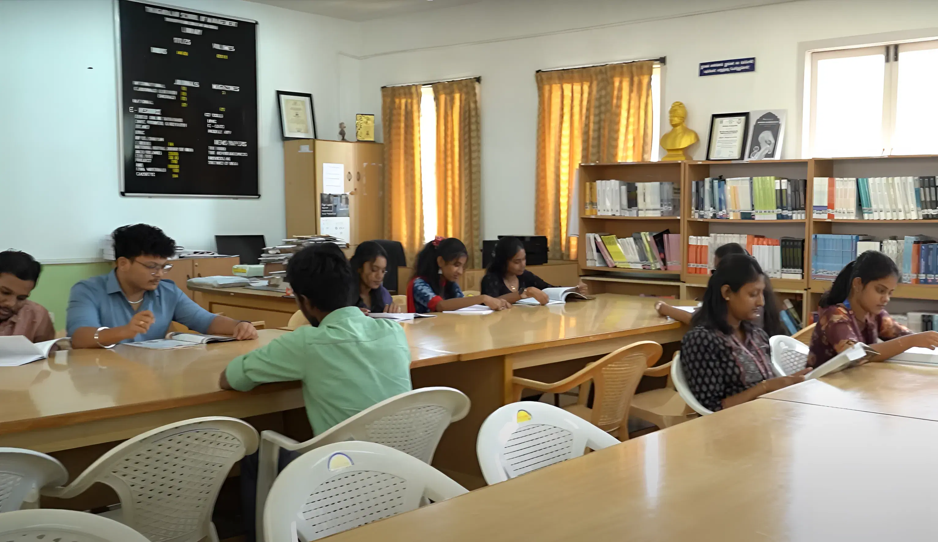 Thiagarajar School of Management Madurai Library photo 1