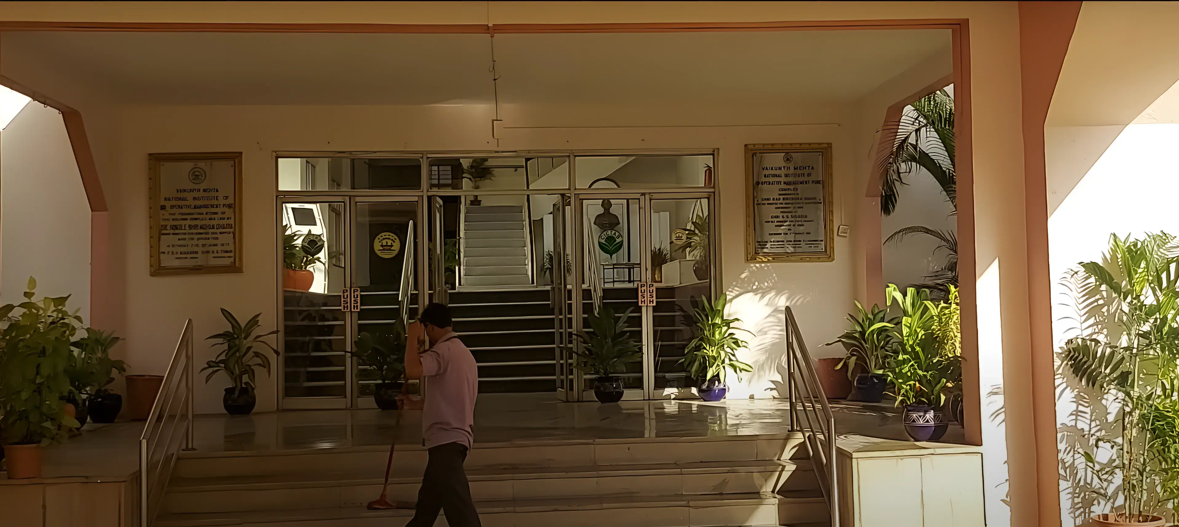 VAMNICOM Campus photo 3