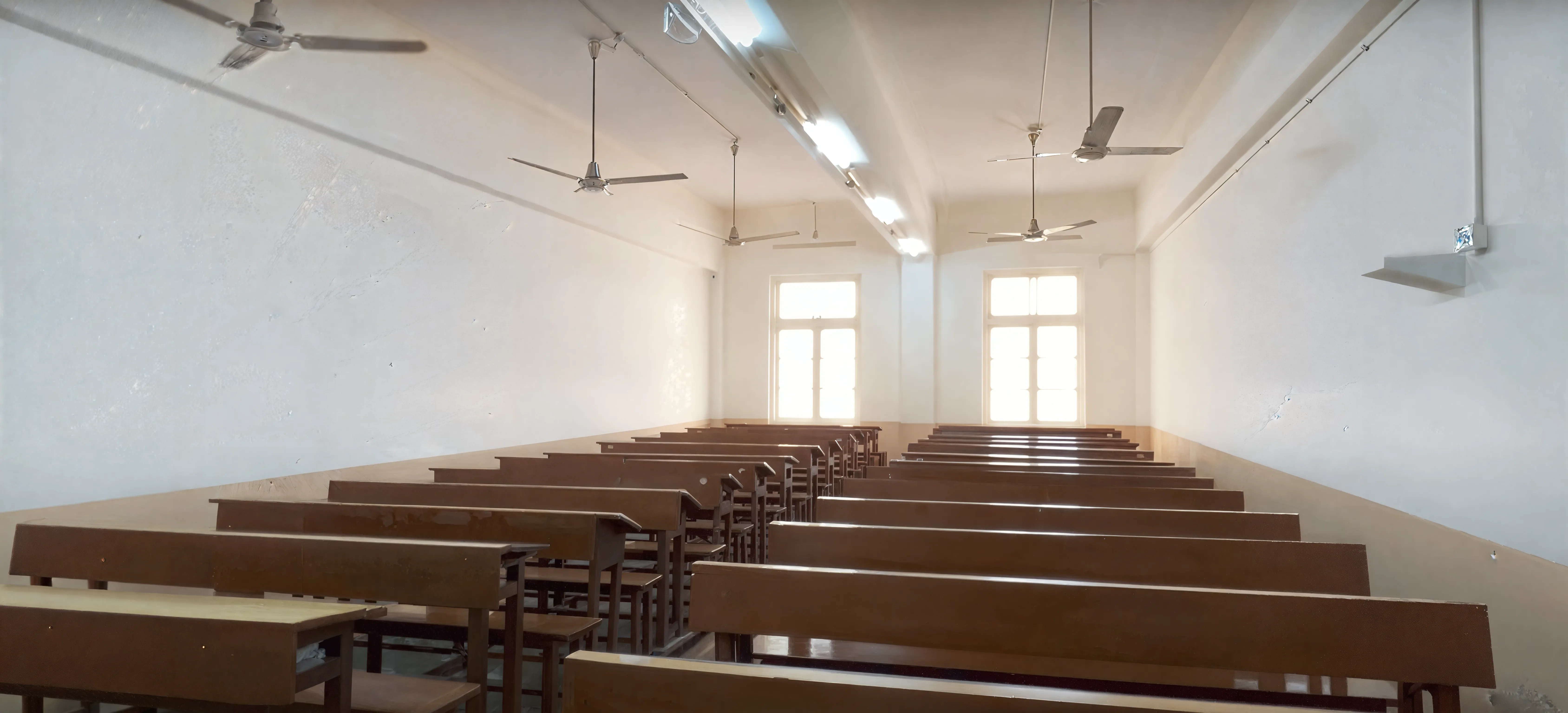 Jai Hind College Mumbai classroom photo 3