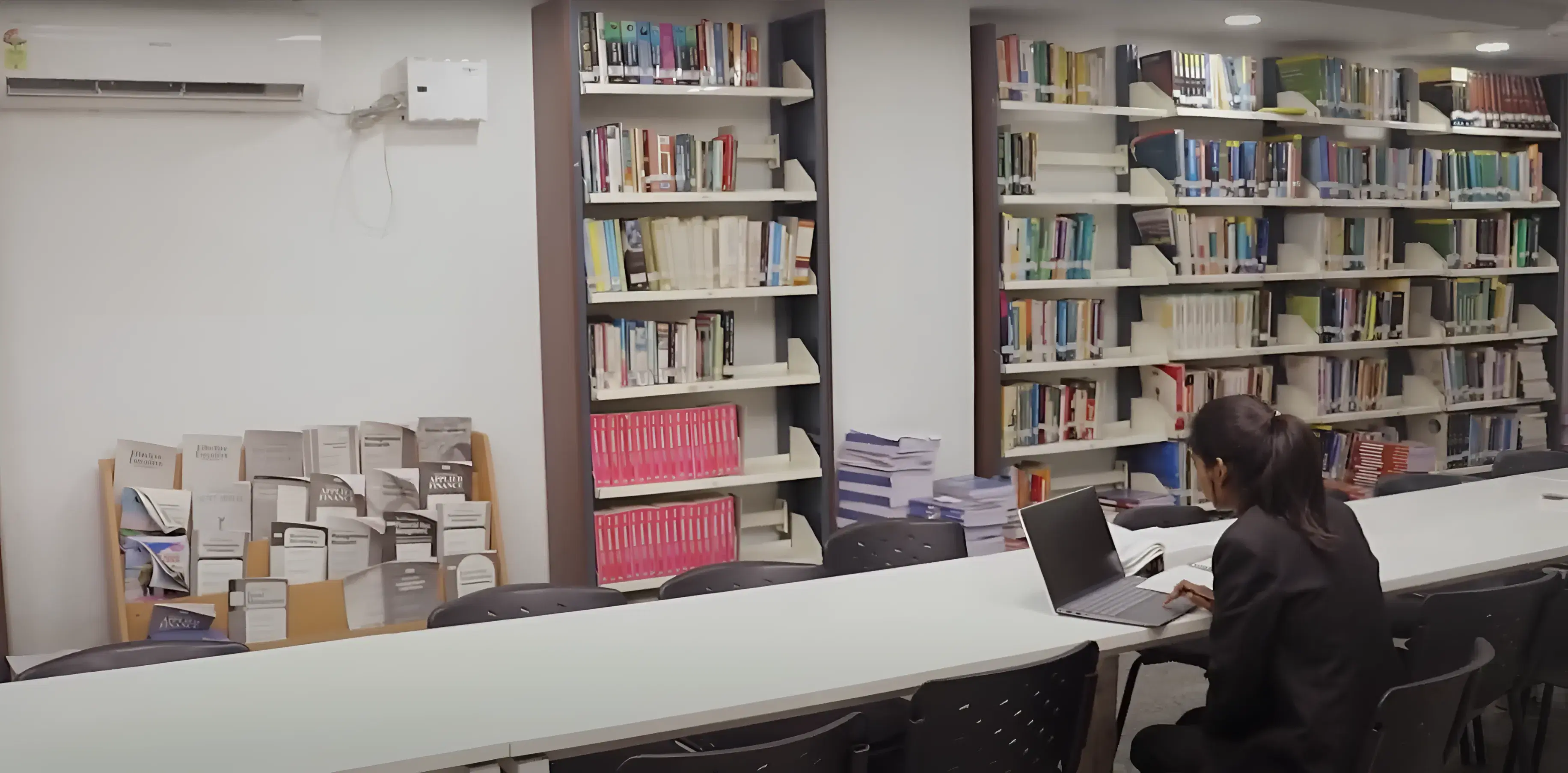 CIMAGE Library photo 2