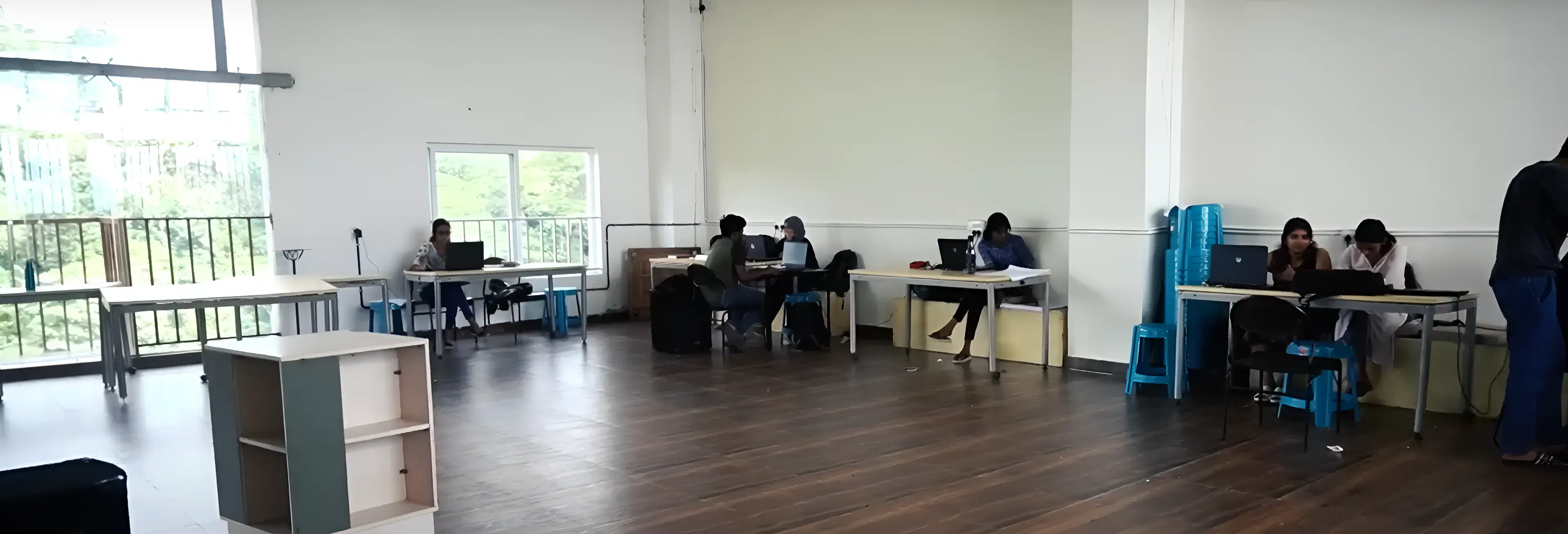 DC School of Management and Technology Vagamon Library photo 3