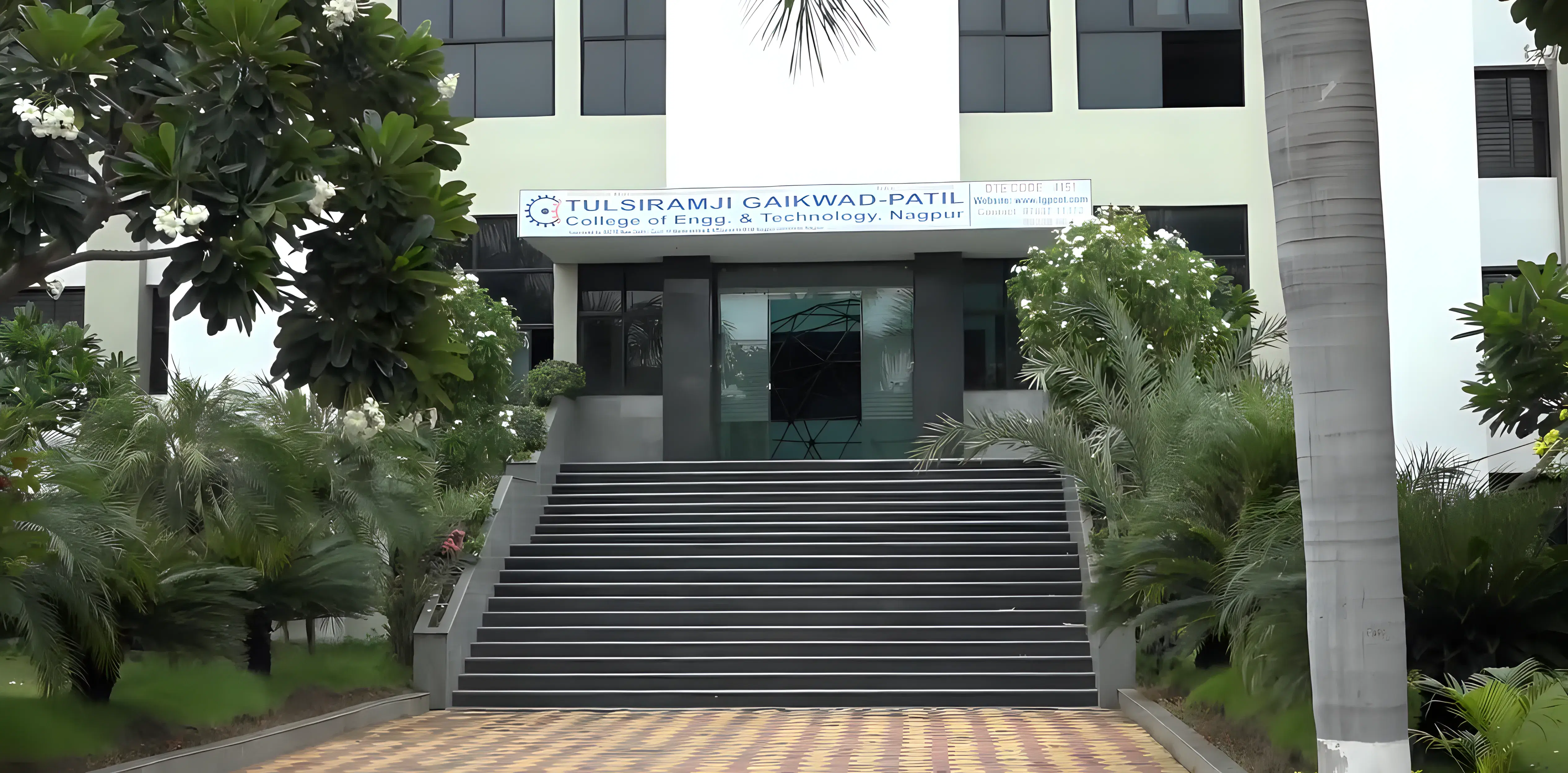 Tulsiramji Gaikwad Patil College of Engineering and Technology Nagpur Campus photo 7