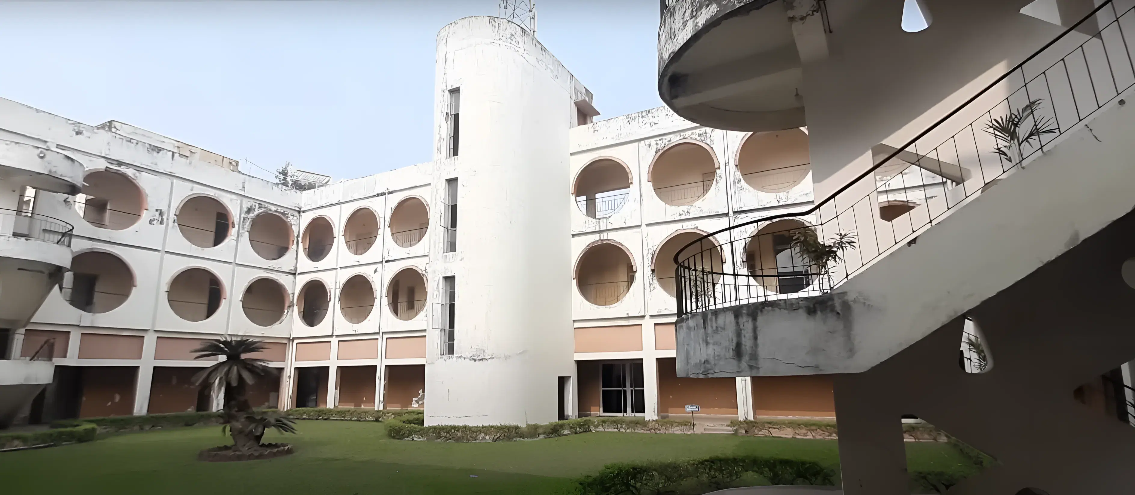 IIM Calcutta Academic Infrastructure photo 1