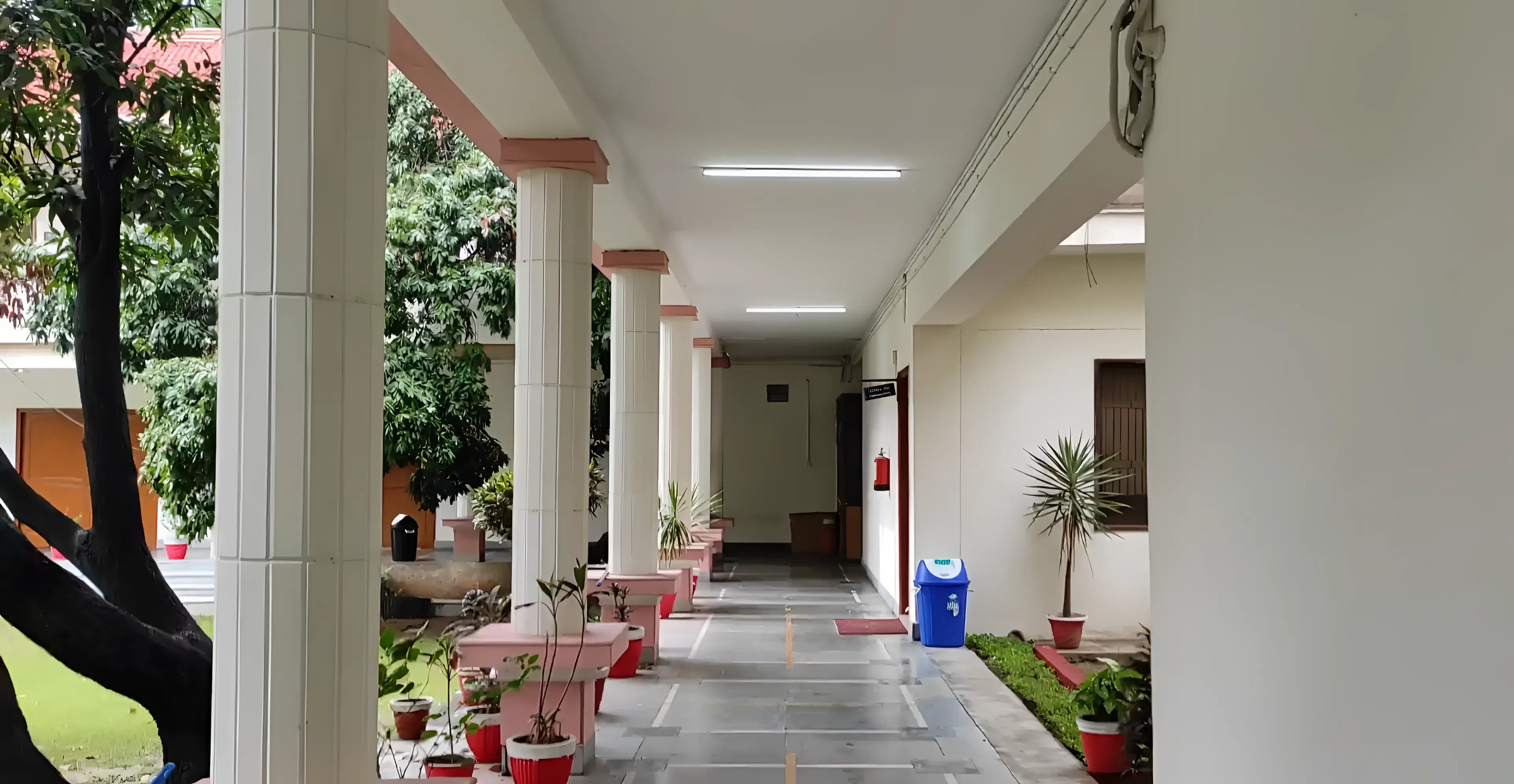 DOMS, IIT Roorkee academic infrastructure photo 4