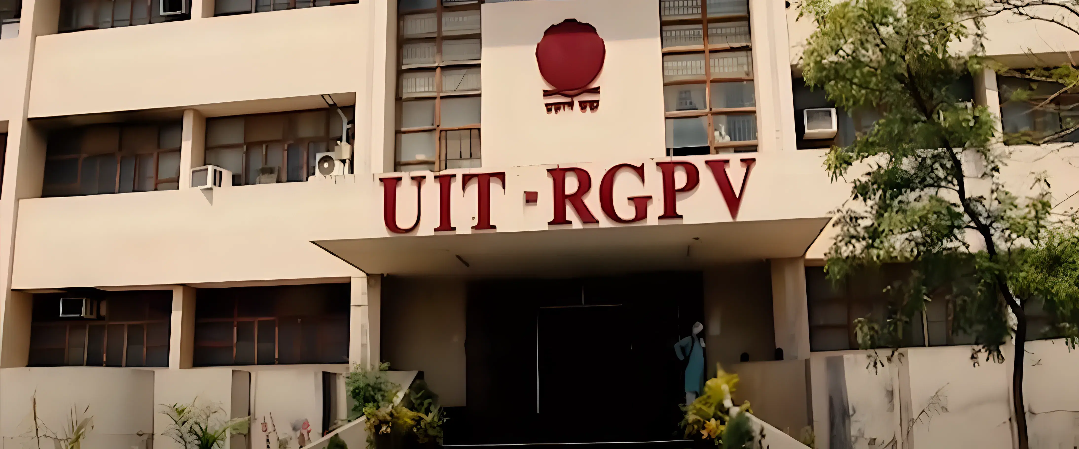 University Institute of Technology, Rajiv Gandhi Proudyogiki Vishwavidyalaya Bhopal Campus photo 1