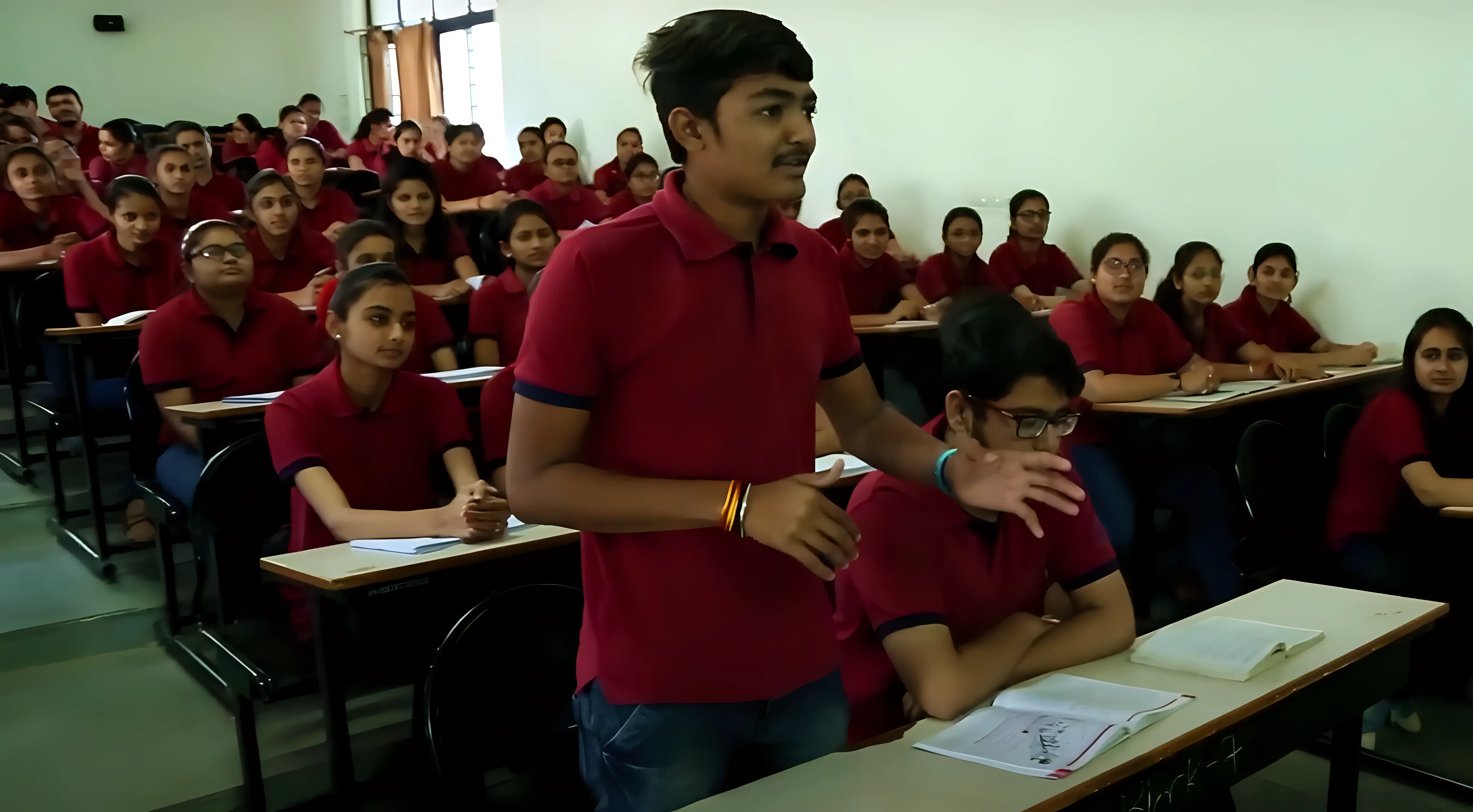 Dr. Subhash University Junagadh classroom photo 2