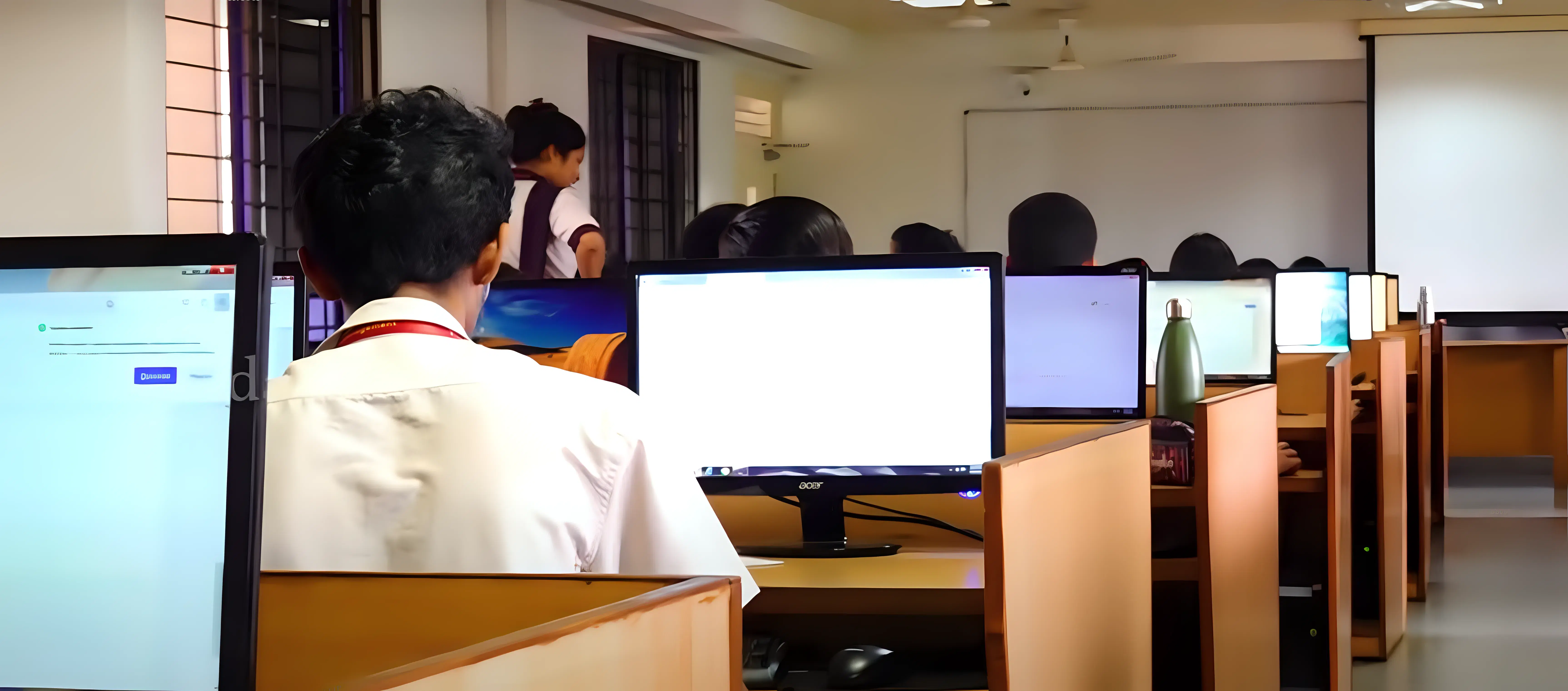 Shri Madhwa Vadiraja Institute of Technology & Management Udupi lab photo 2