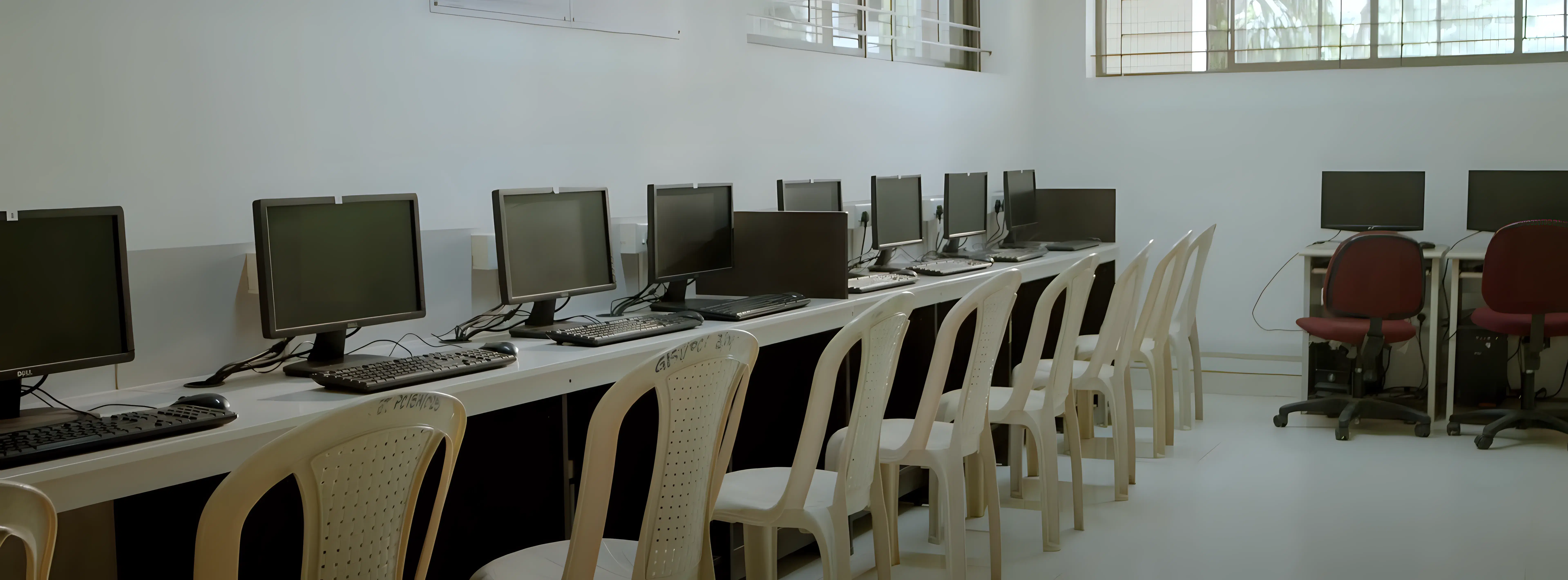 Geethanjali Institute of Science and Technology Nellore lab photo 2