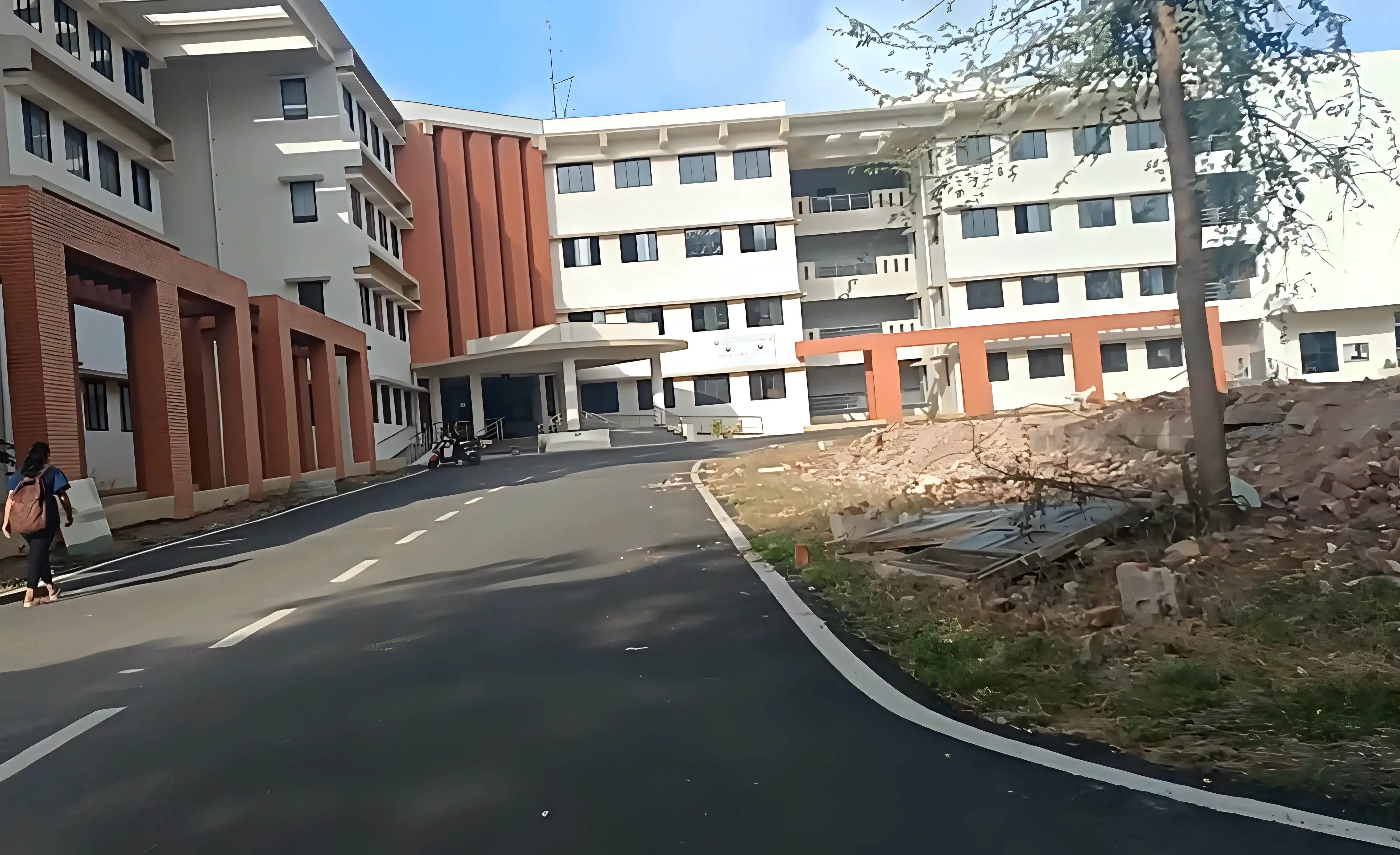 UBDT College of Engineering Davanagere campus photo 3