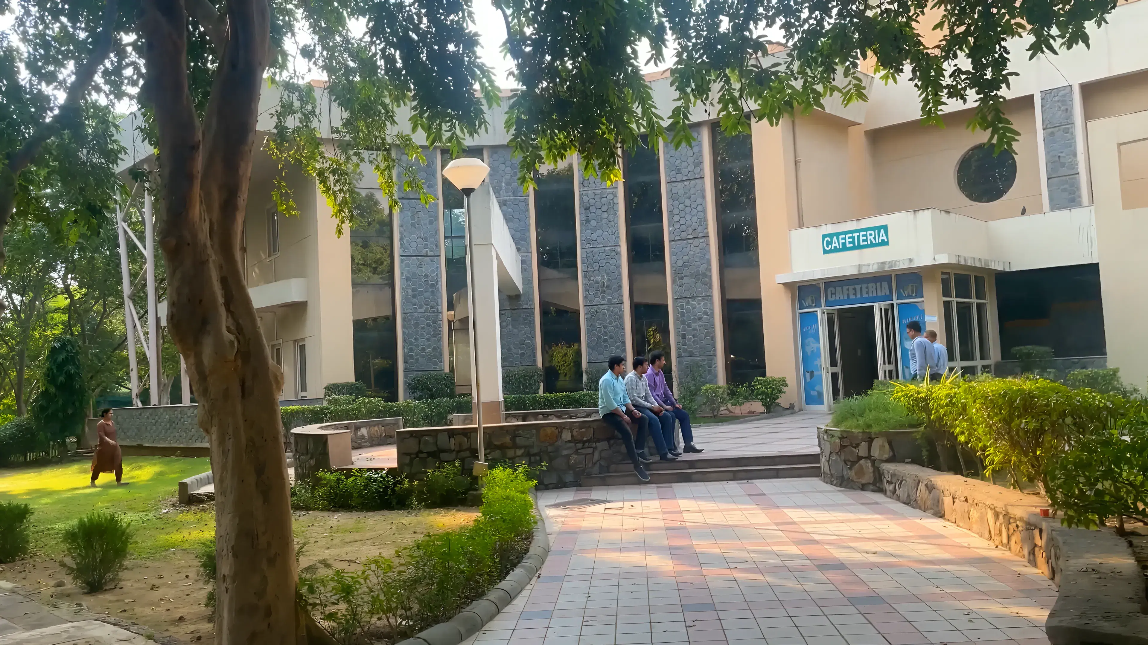 Department of Business Economics, Delhi University canteen photo 1