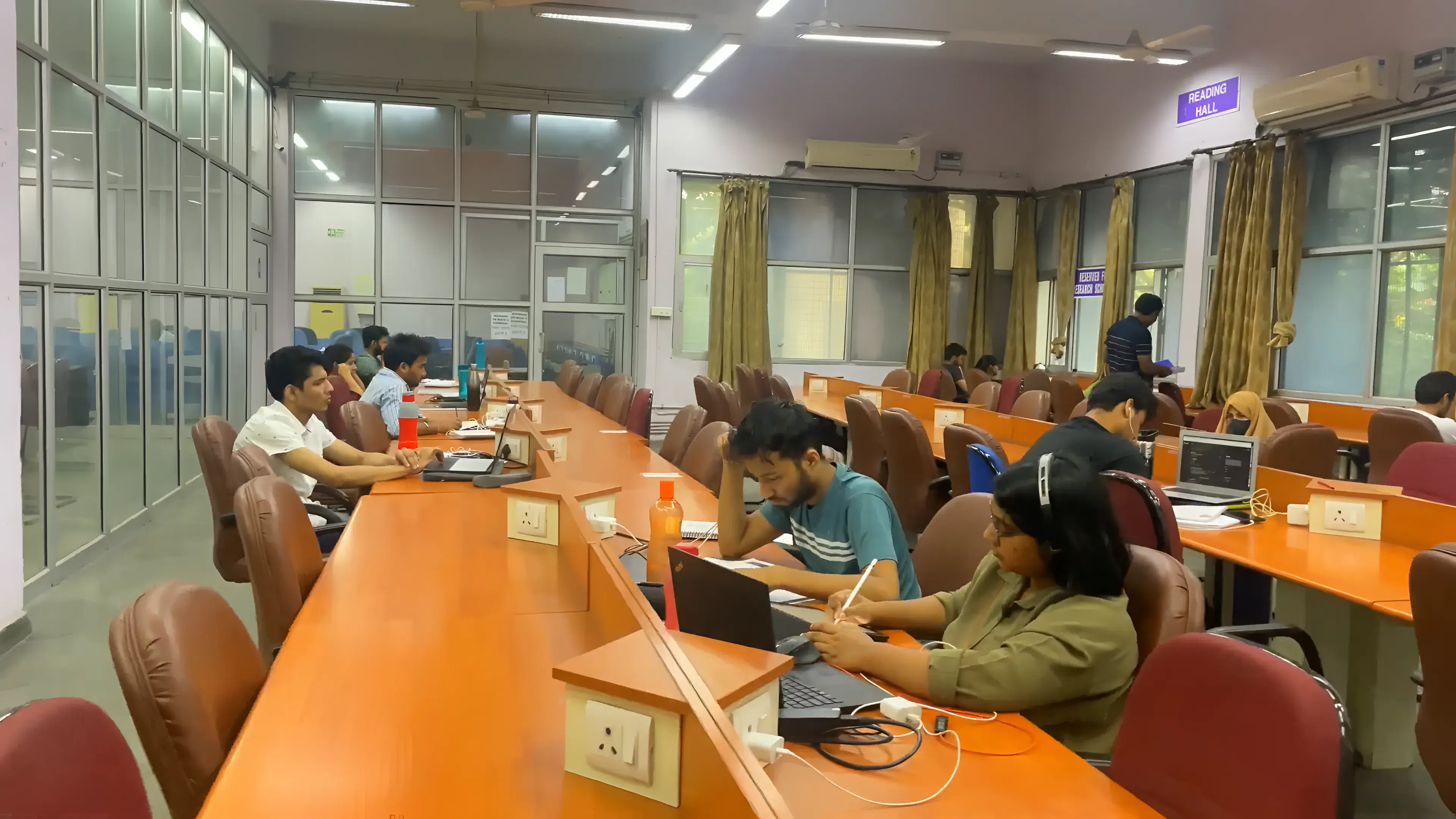 Department of Business Economics, Delhi University library photo 1