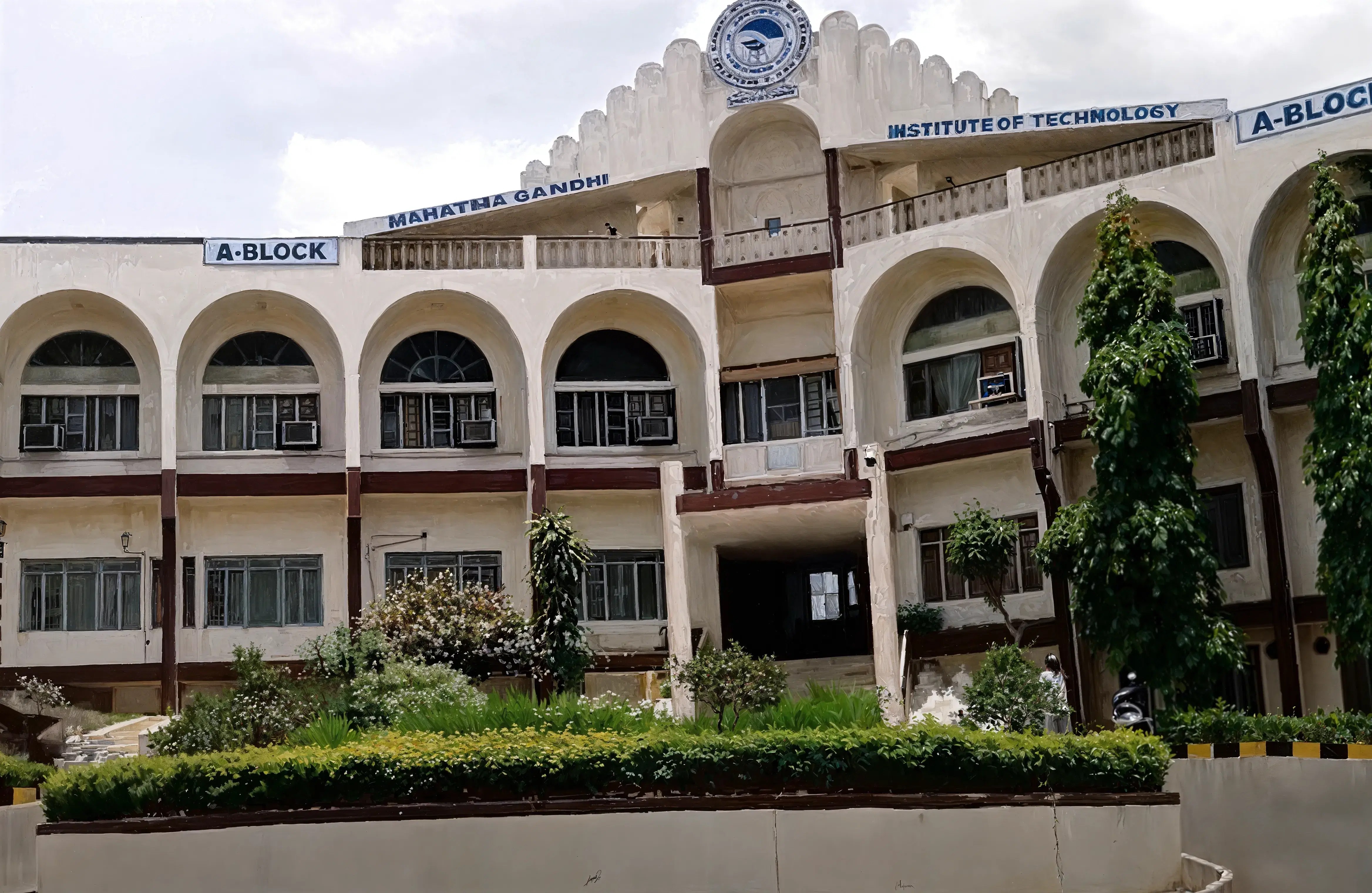 Ramjas College Academic Building photo 4