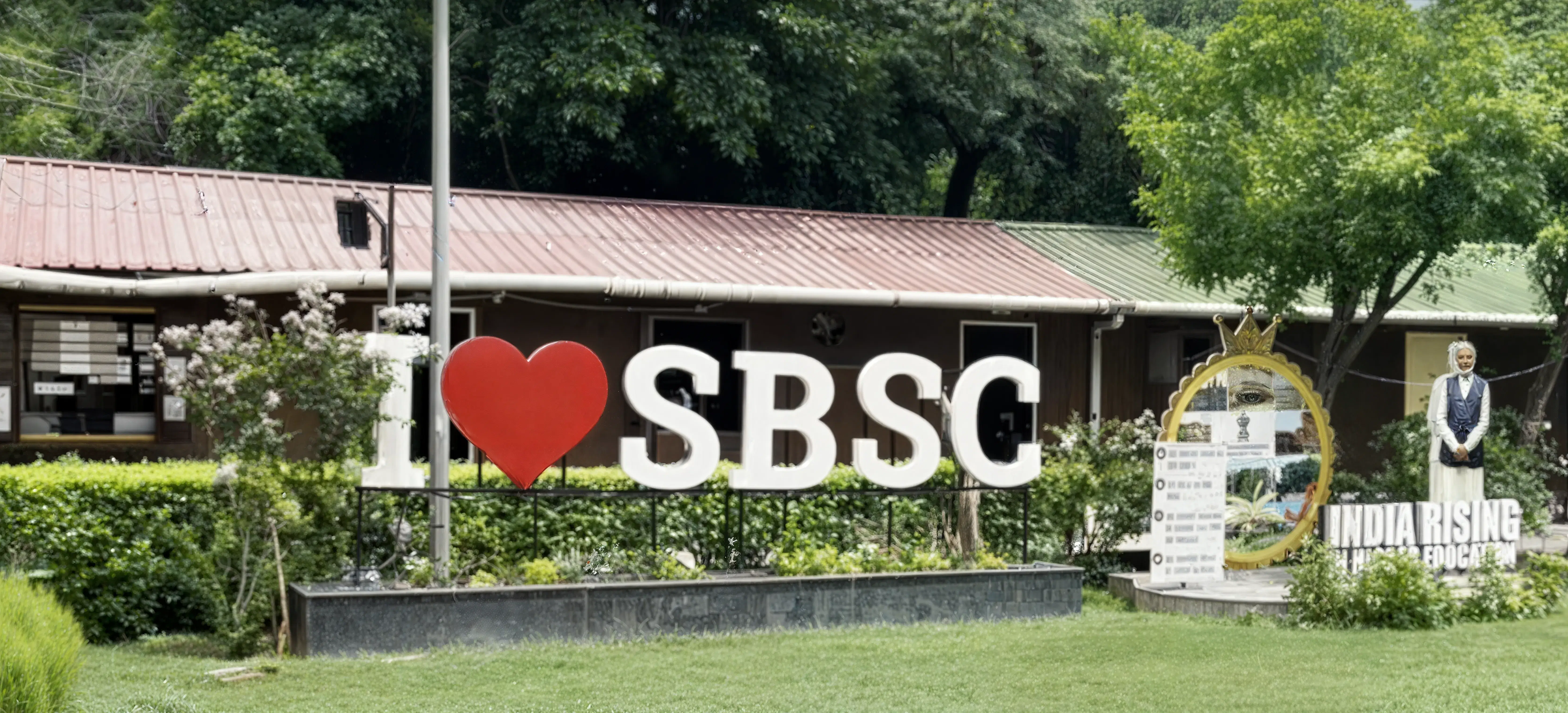 Shaheed Bhagat Singh College Campus photo 2