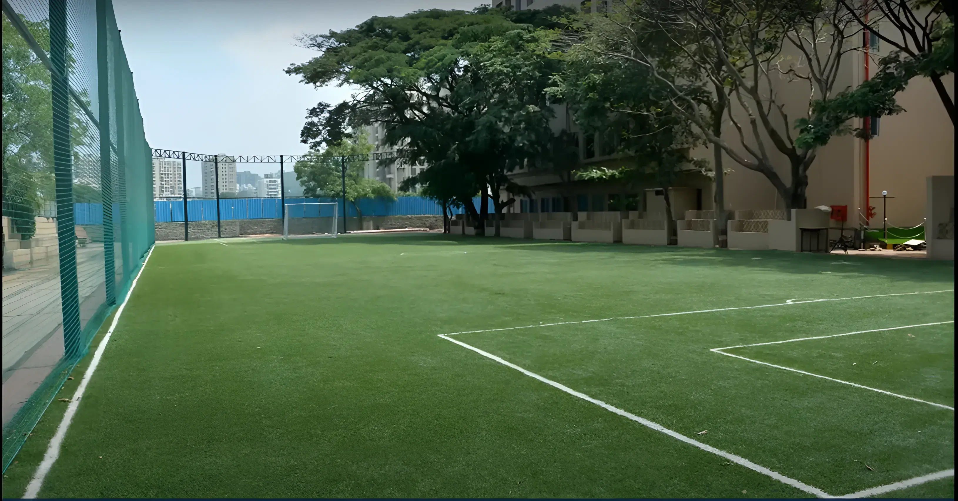 LEXICON Mile Campus photo 3