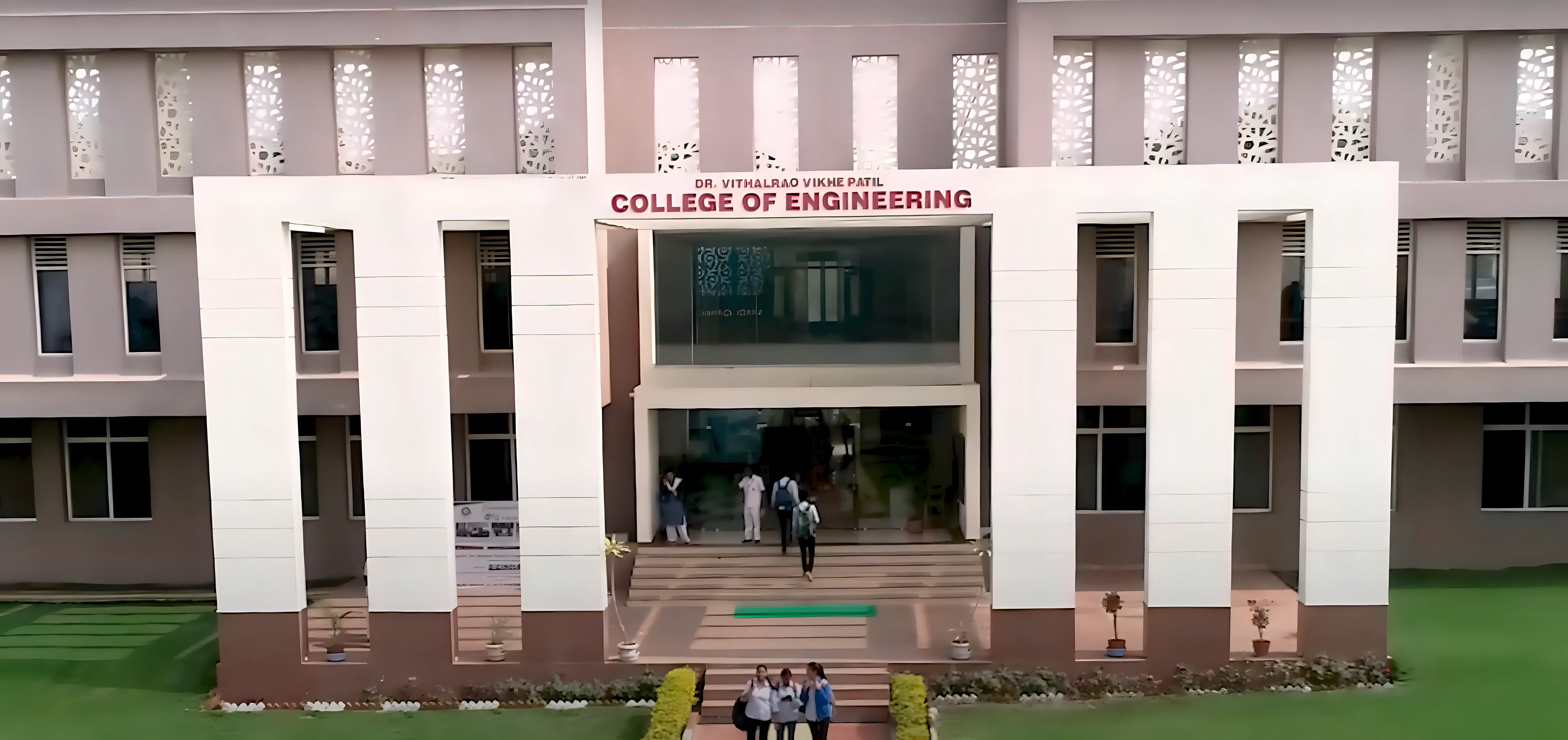 Dr. Vithalrao Vikhe Patil College of Engineering Ahmednagar Campus photo 2